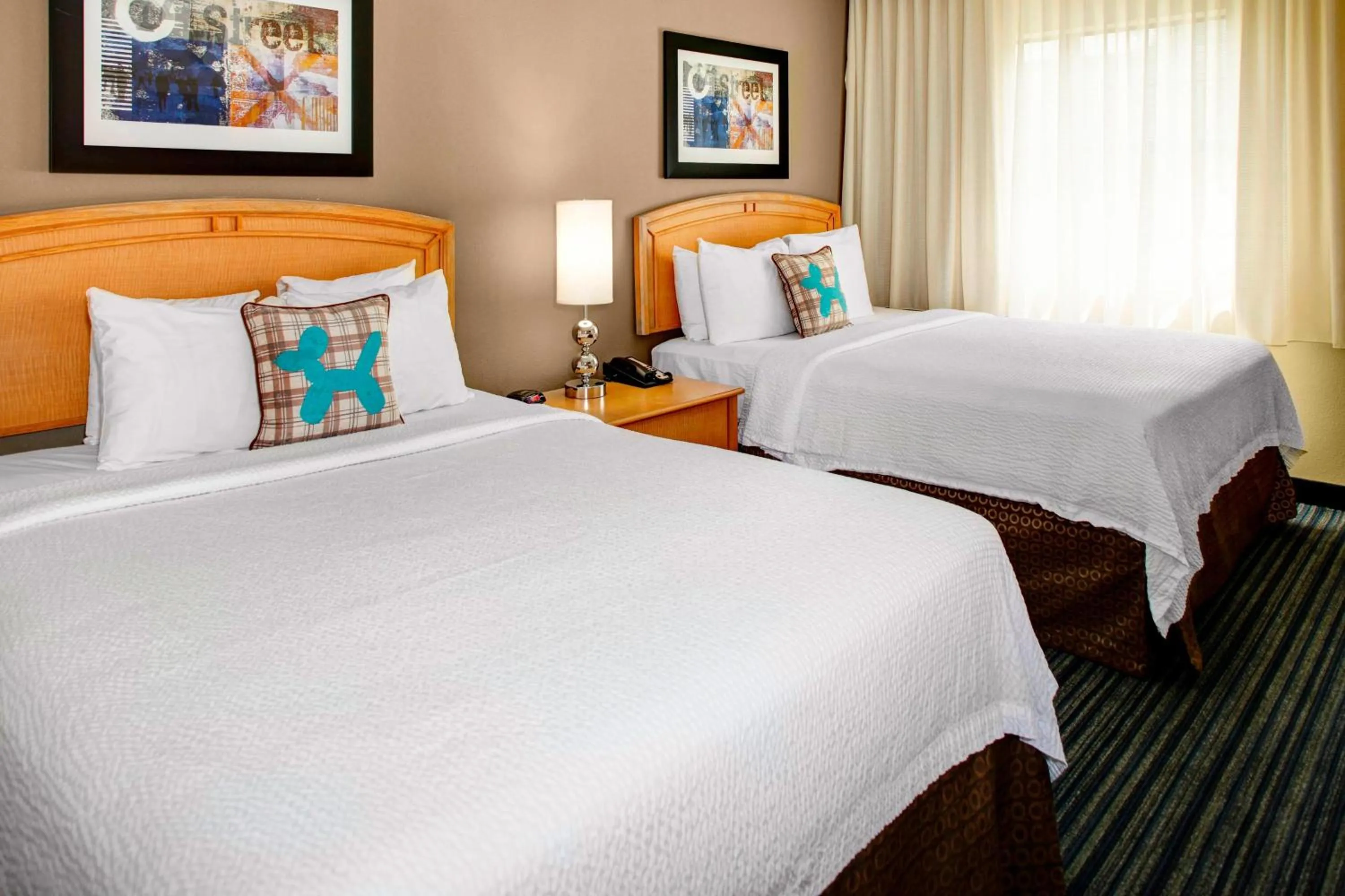 Bedroom, Bed in TownePlace Suites Atlanta Buckhead