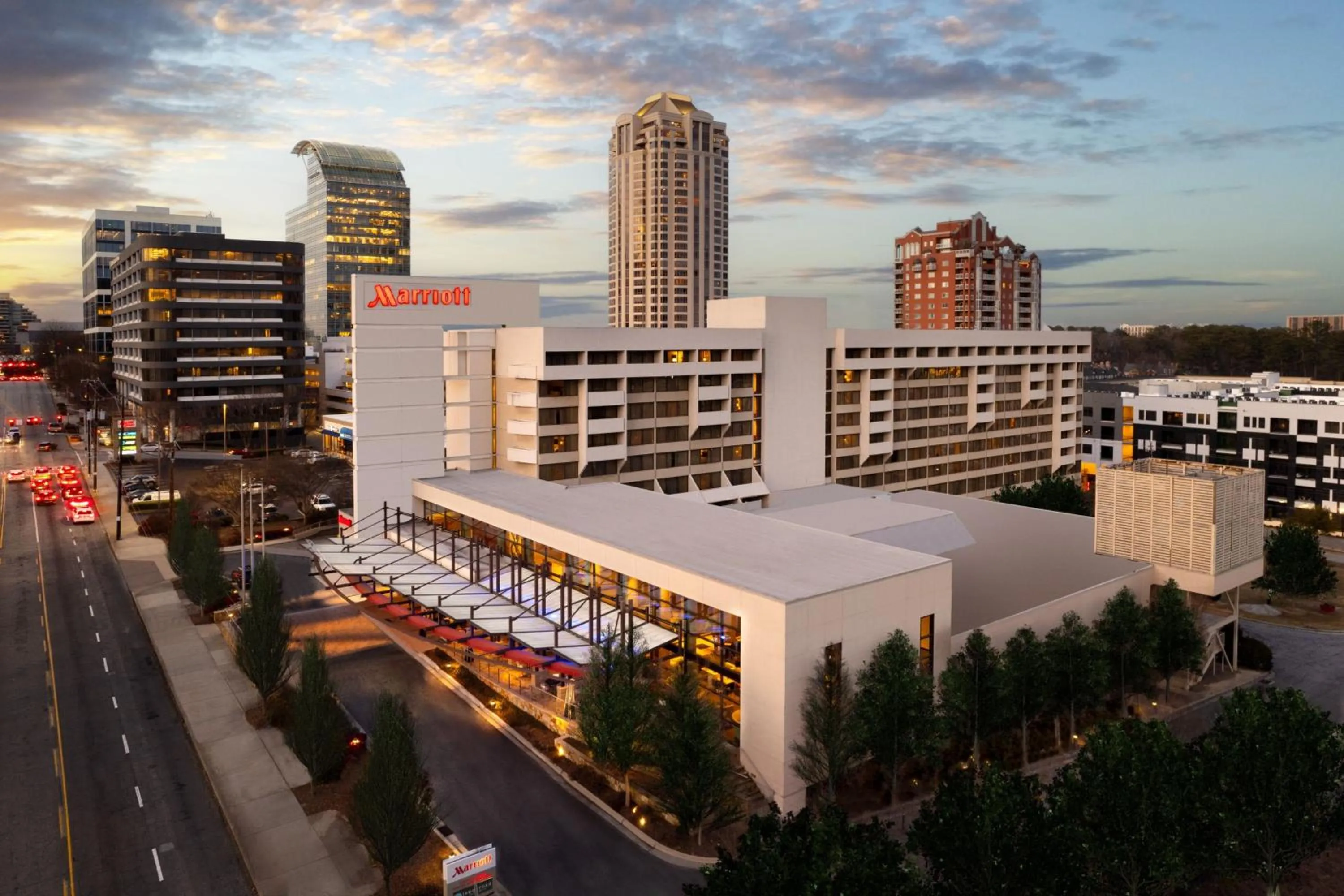 Property building in Wyndham Atlanta Buckhead Hotel & Conference Center