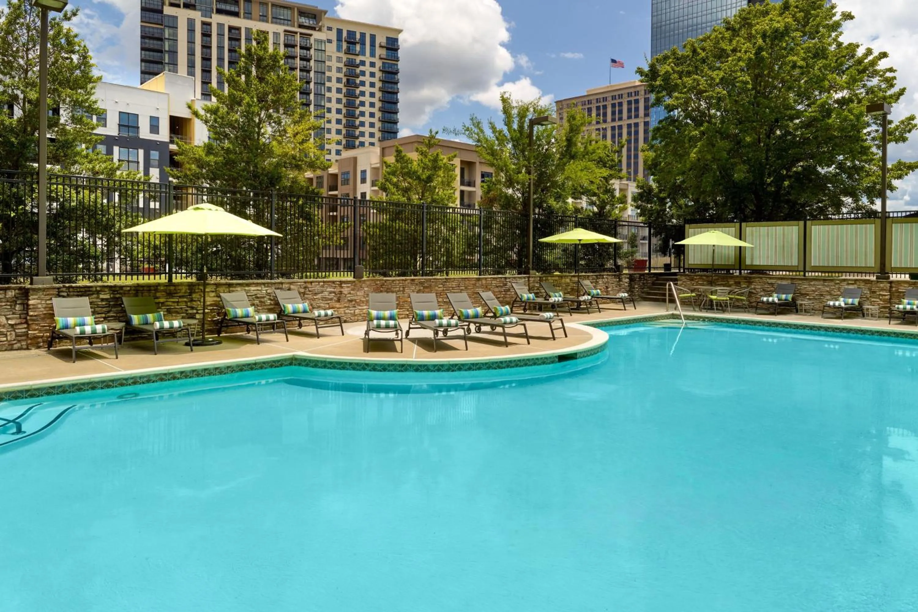 Swimming pool in Wyndham Atlanta Buckhead Hotel & Conference Center