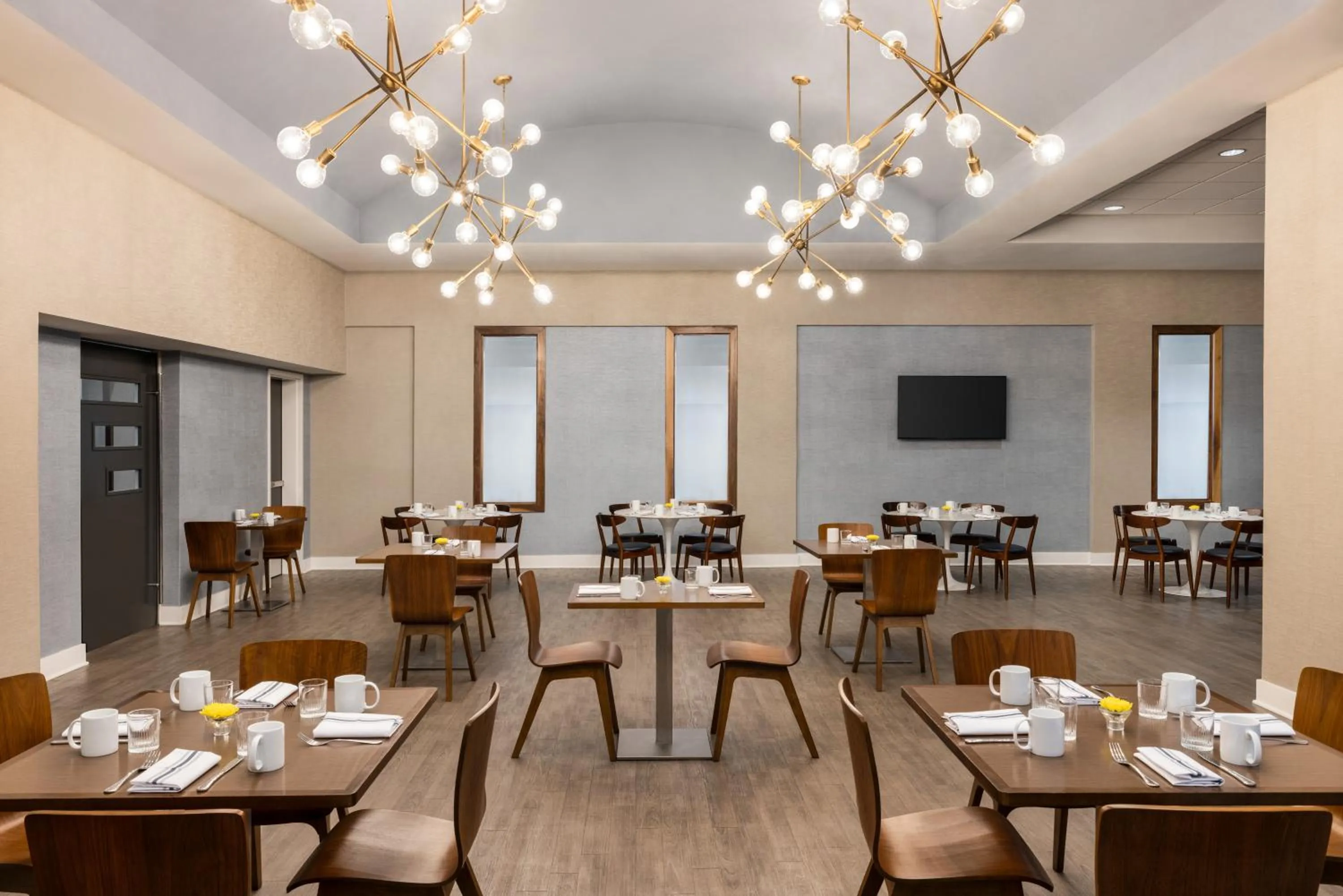 Restaurant/places to eat in The American Hotel Atlanta Downtown-a Doubletree by Hilton