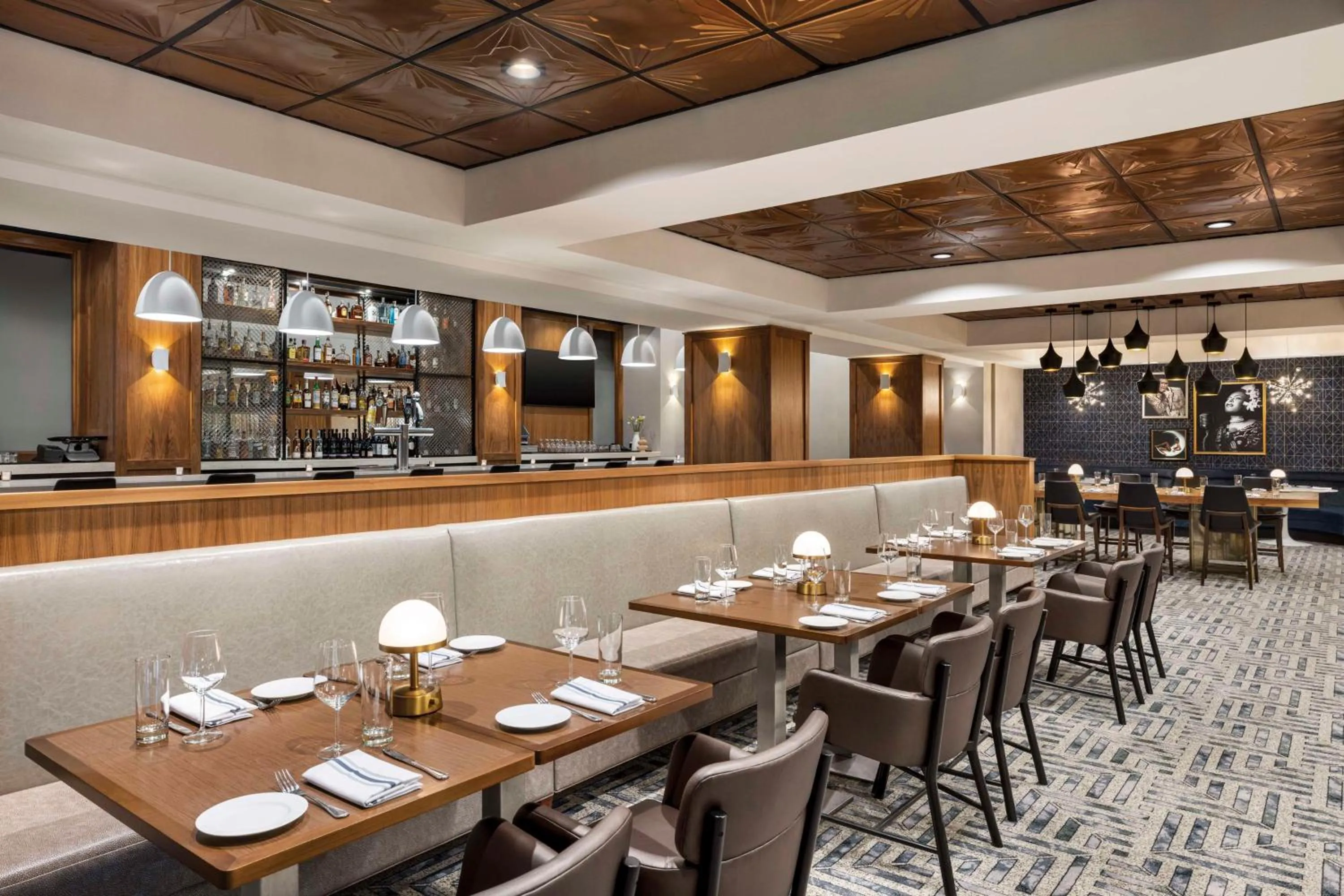 Restaurant/places to eat in The American Hotel Atlanta Downtown-a Doubletree by Hilton