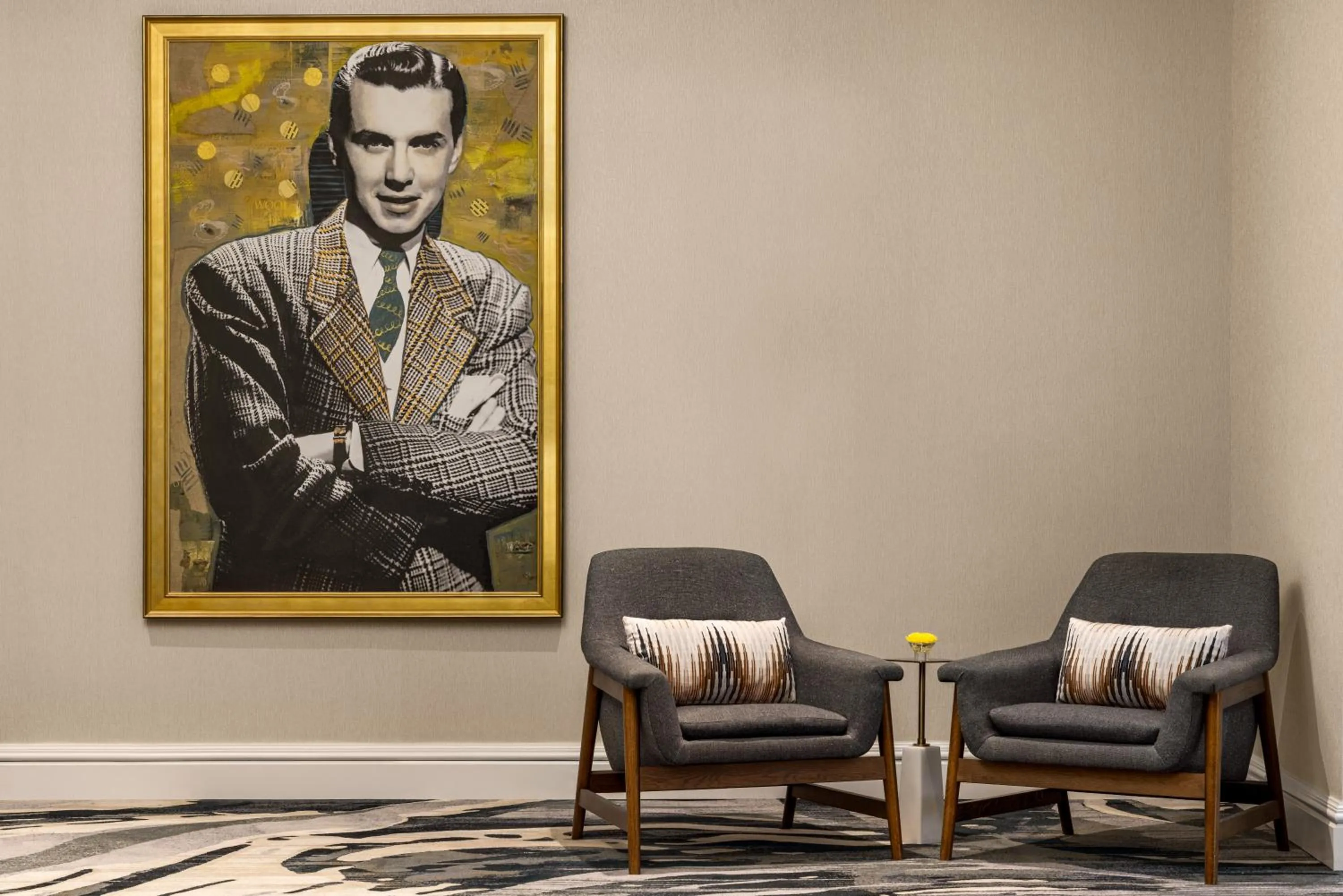 Seating area in The American Hotel Atlanta Downtown-a Doubletree by Hilton