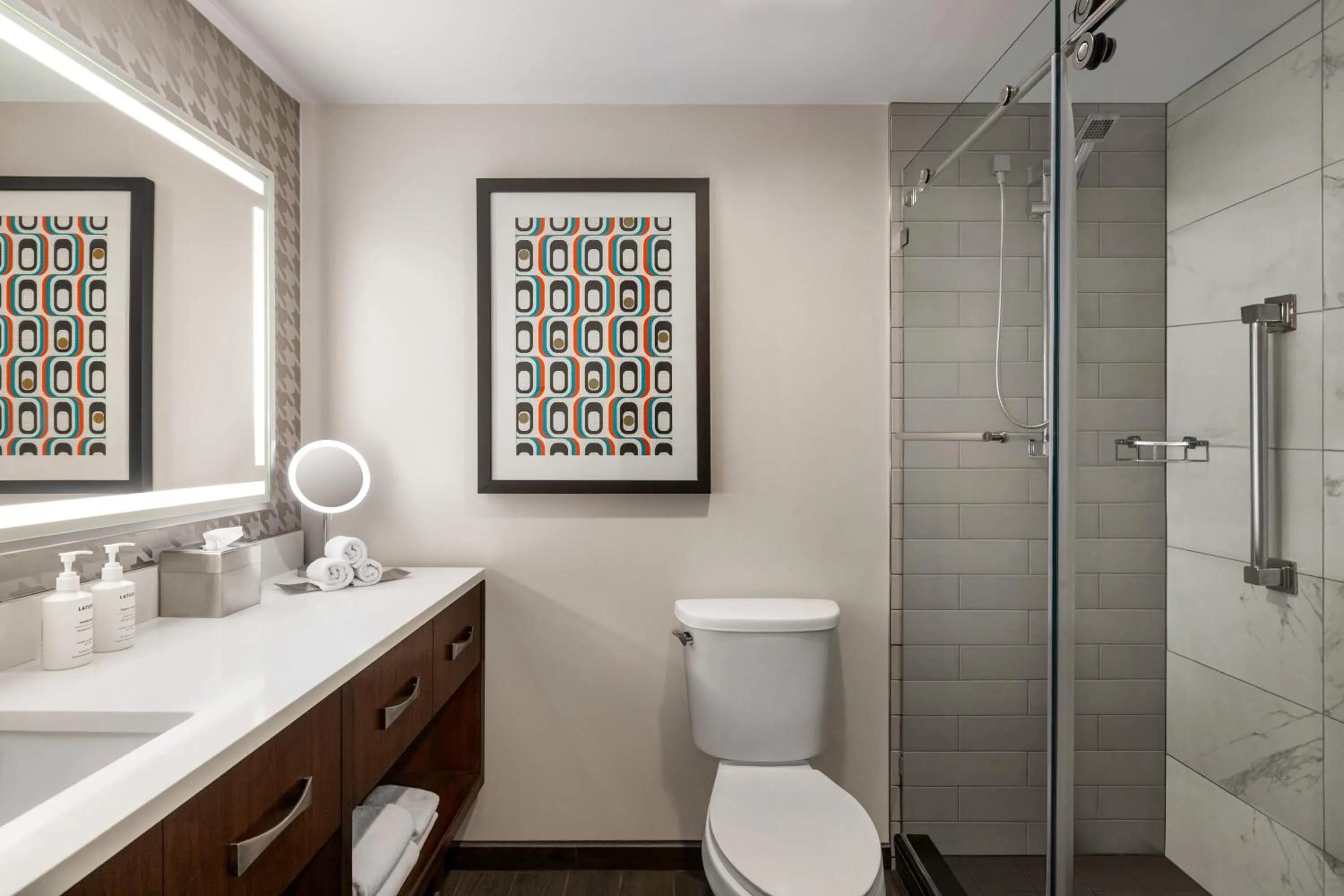 Shower in The American Hotel Atlanta Downtown-a Doubletree by Hilton