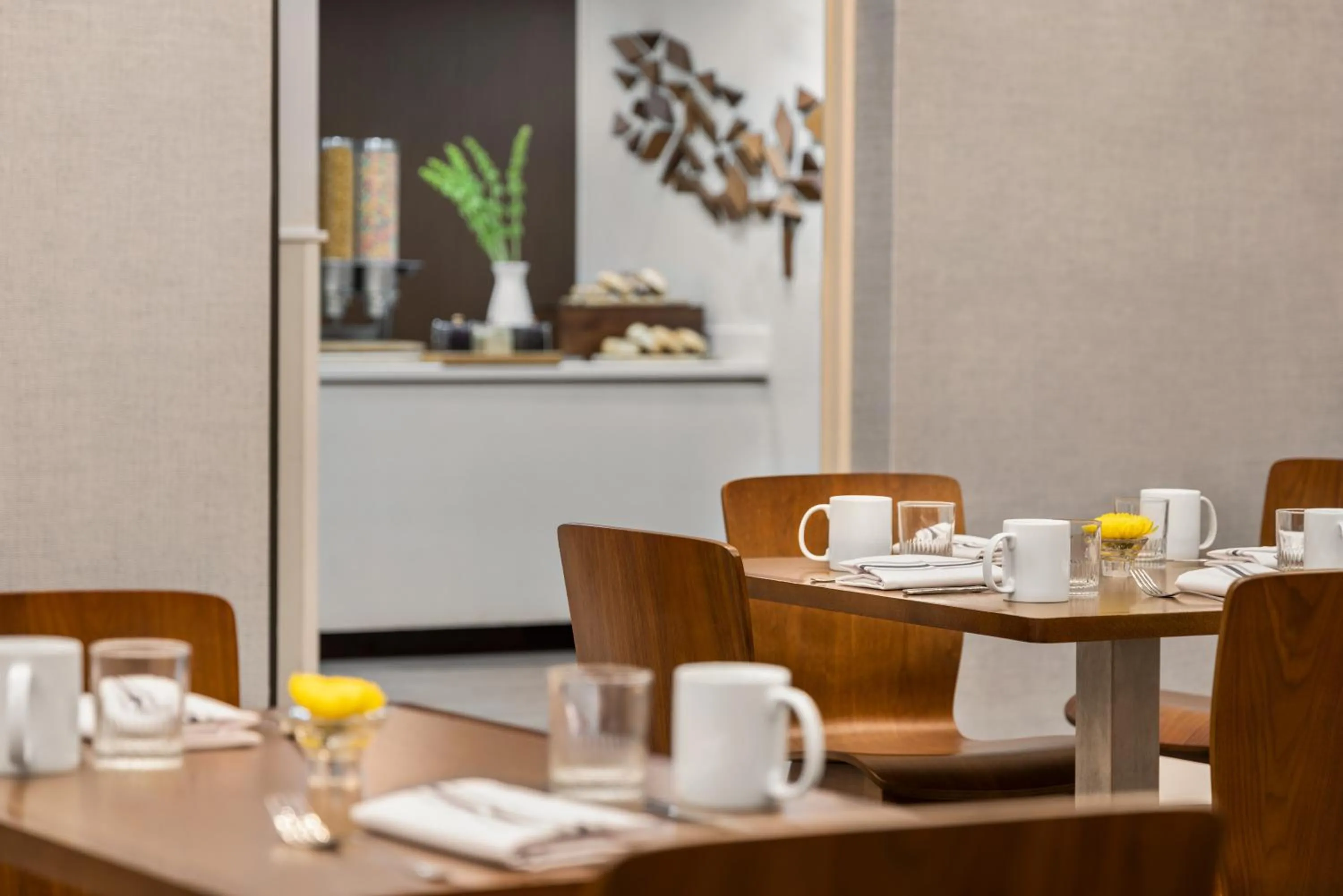 Restaurant/places to eat in The American Hotel Atlanta Downtown-a Doubletree by Hilton