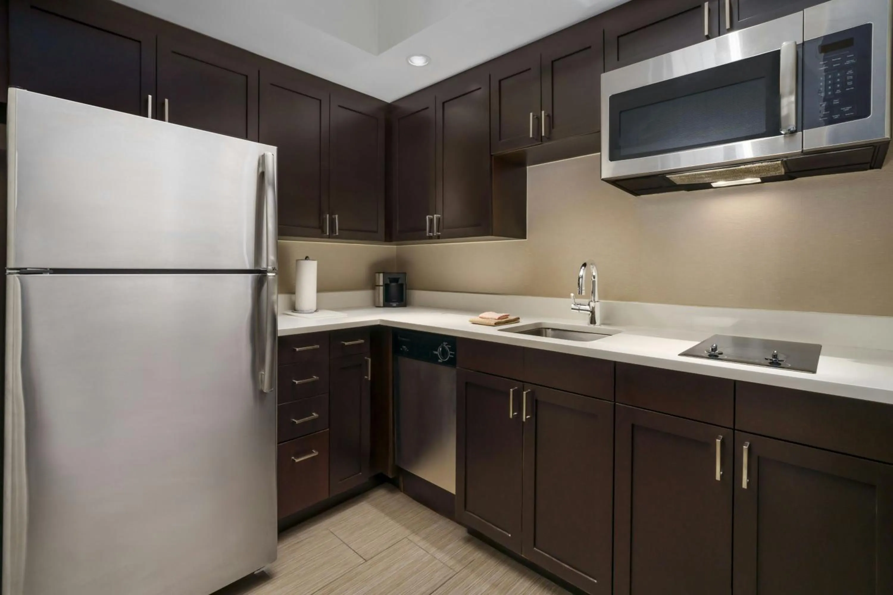 Kitchen or kitchenette in Residence Inn by Marriott Atlanta Midtown/Georgia Tech