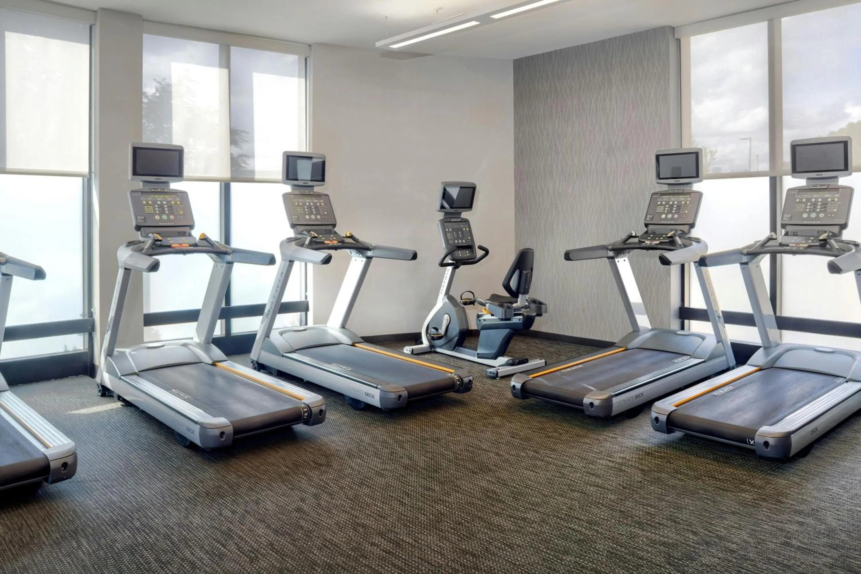 Fitness centre/facilities in Courtyard Boston-South Boston