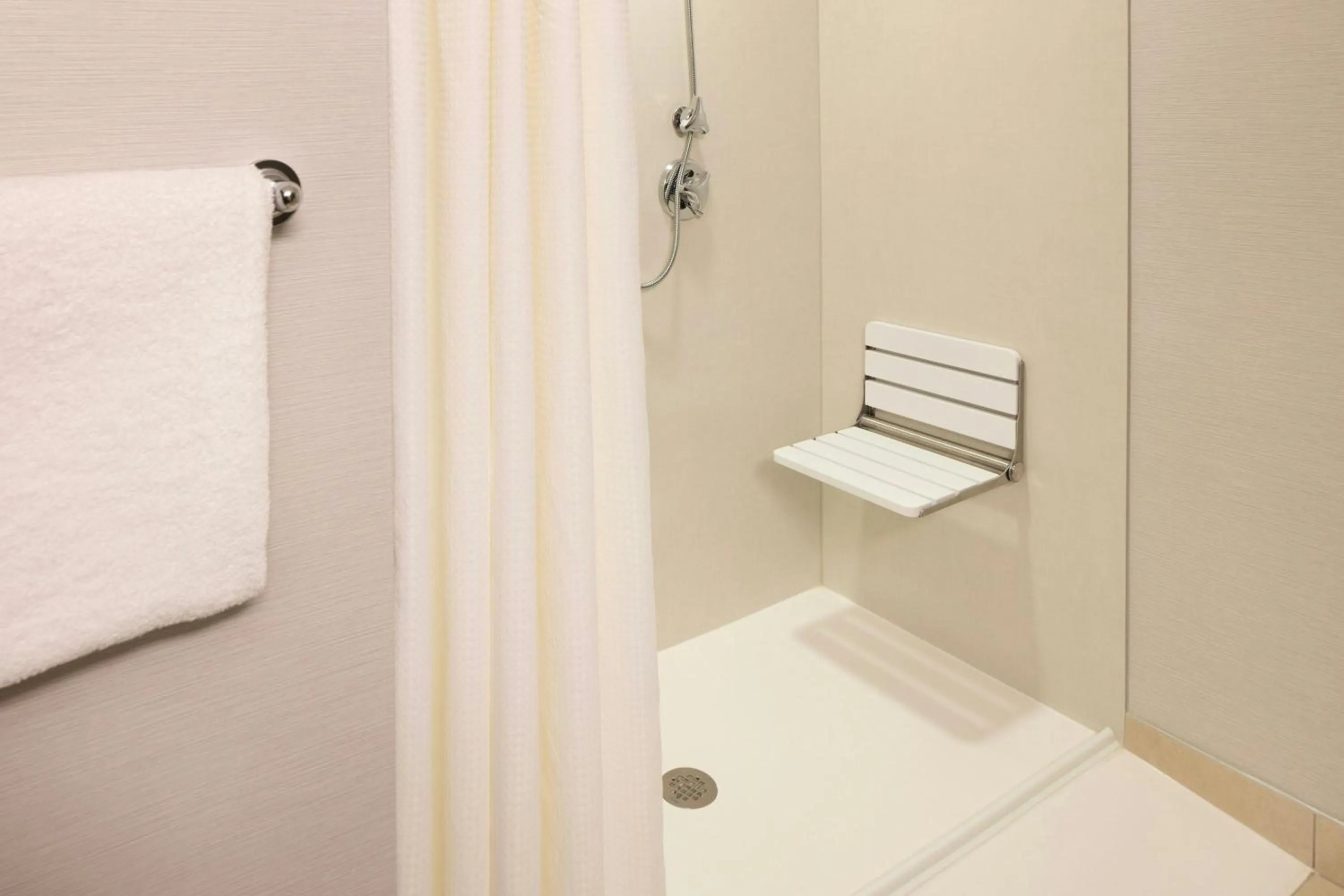 Bathroom in Courtyard Boston-South Boston