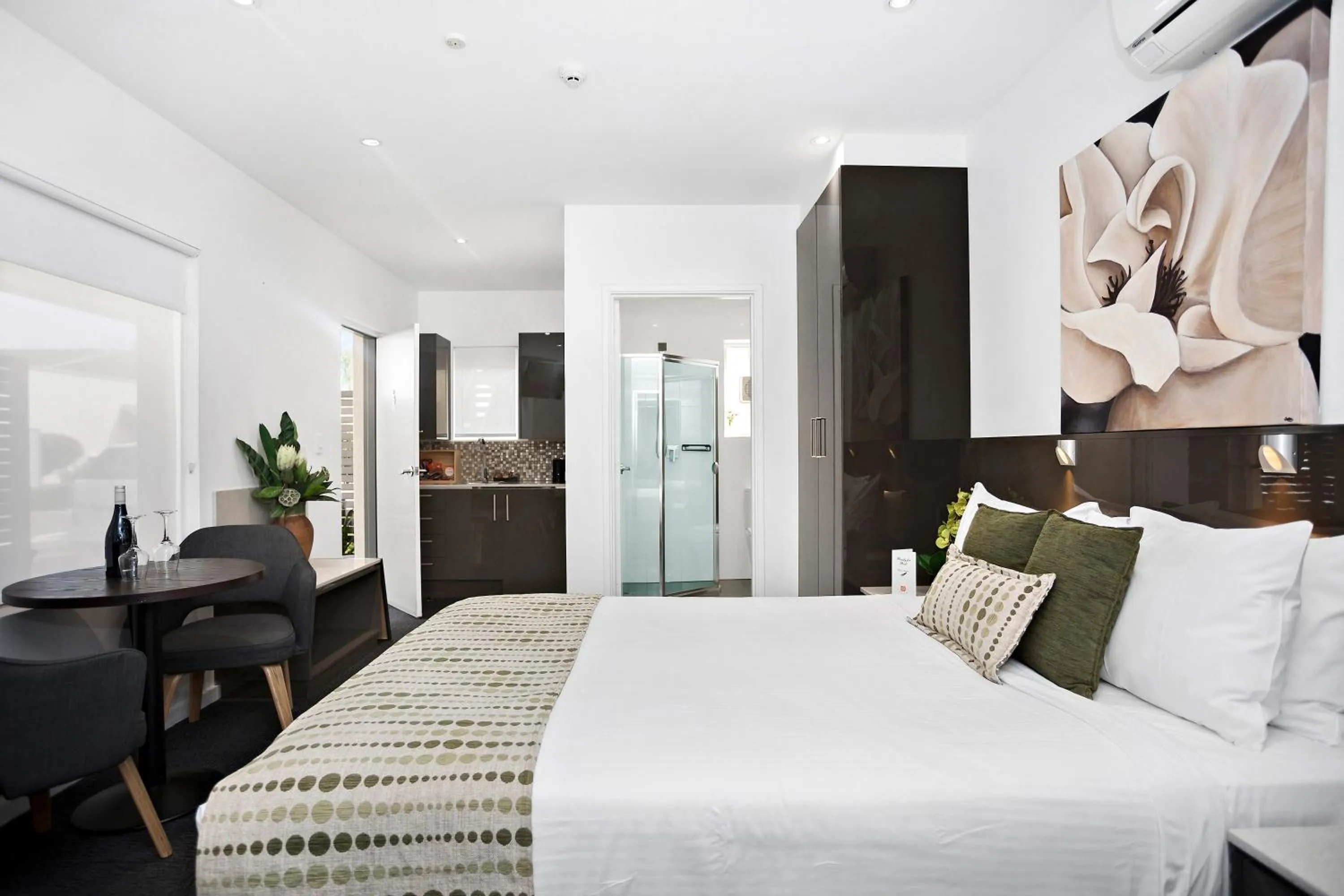 Bedroom, Bed in North Adelaide Boutique Stays Accommodation