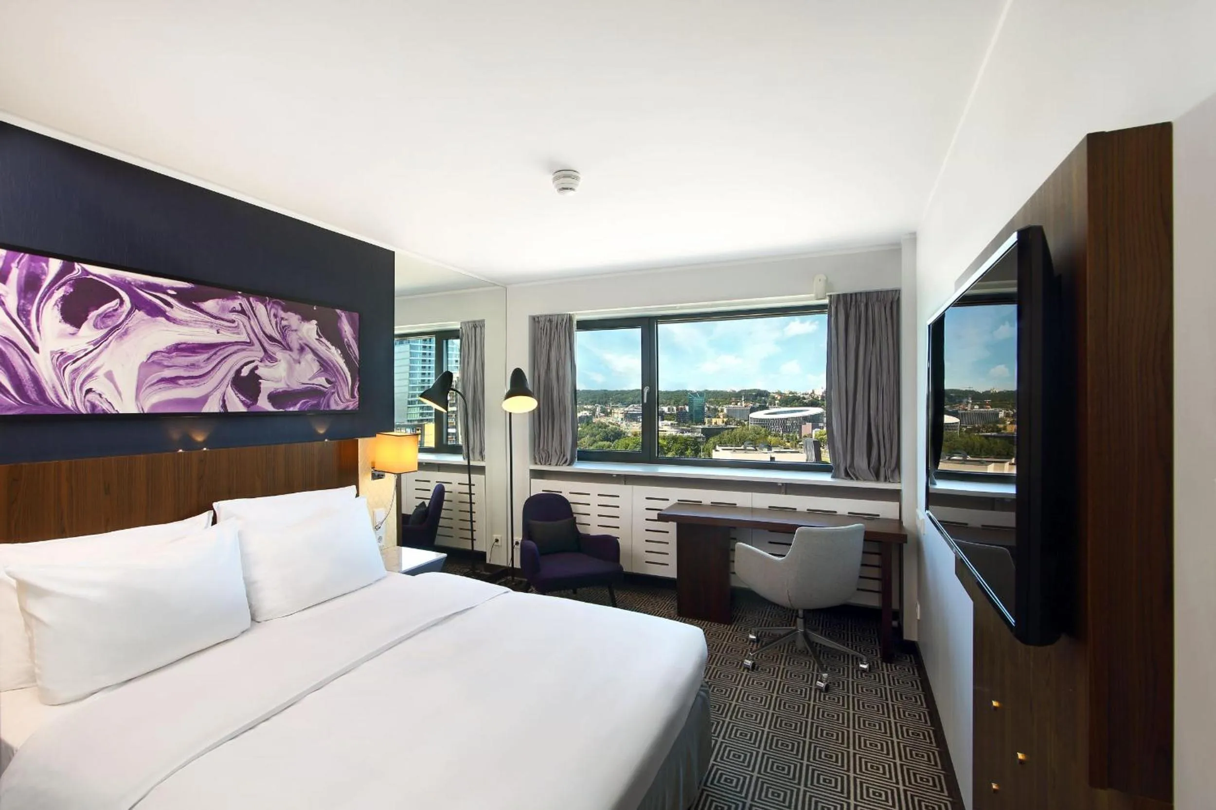 TV and multimedia, Bed in Radisson Blu Hotel Lietuva