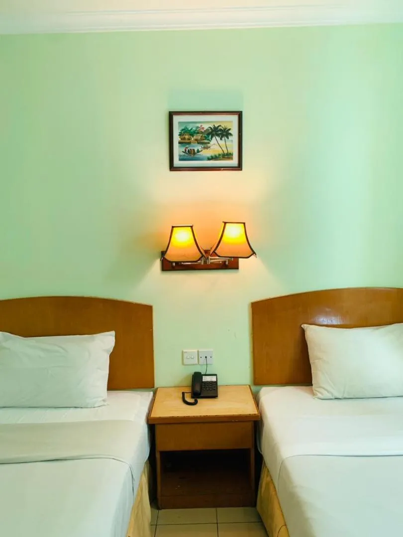 Bed in Hotel City Star