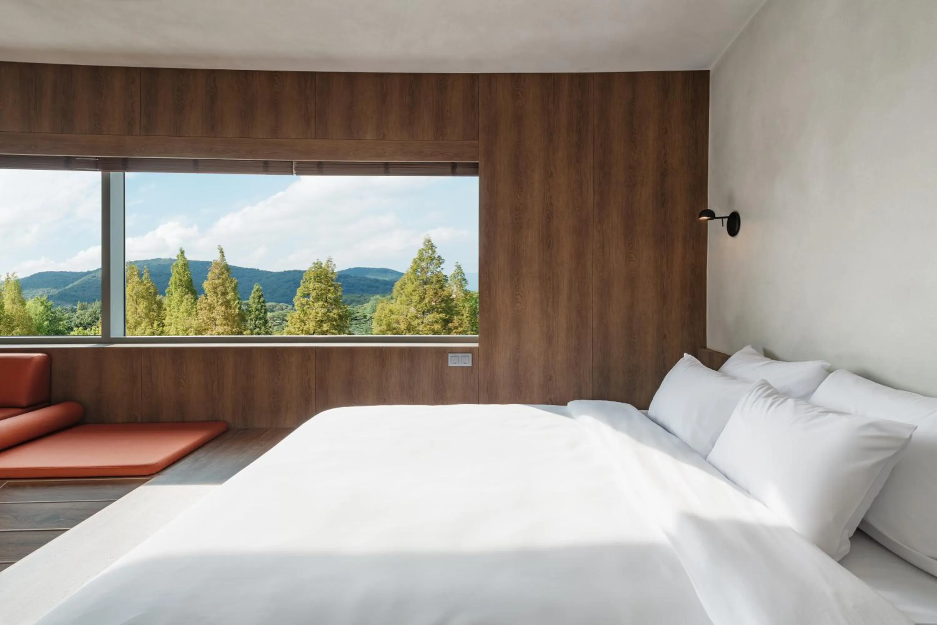 Decorative detail, Bed in Kinock