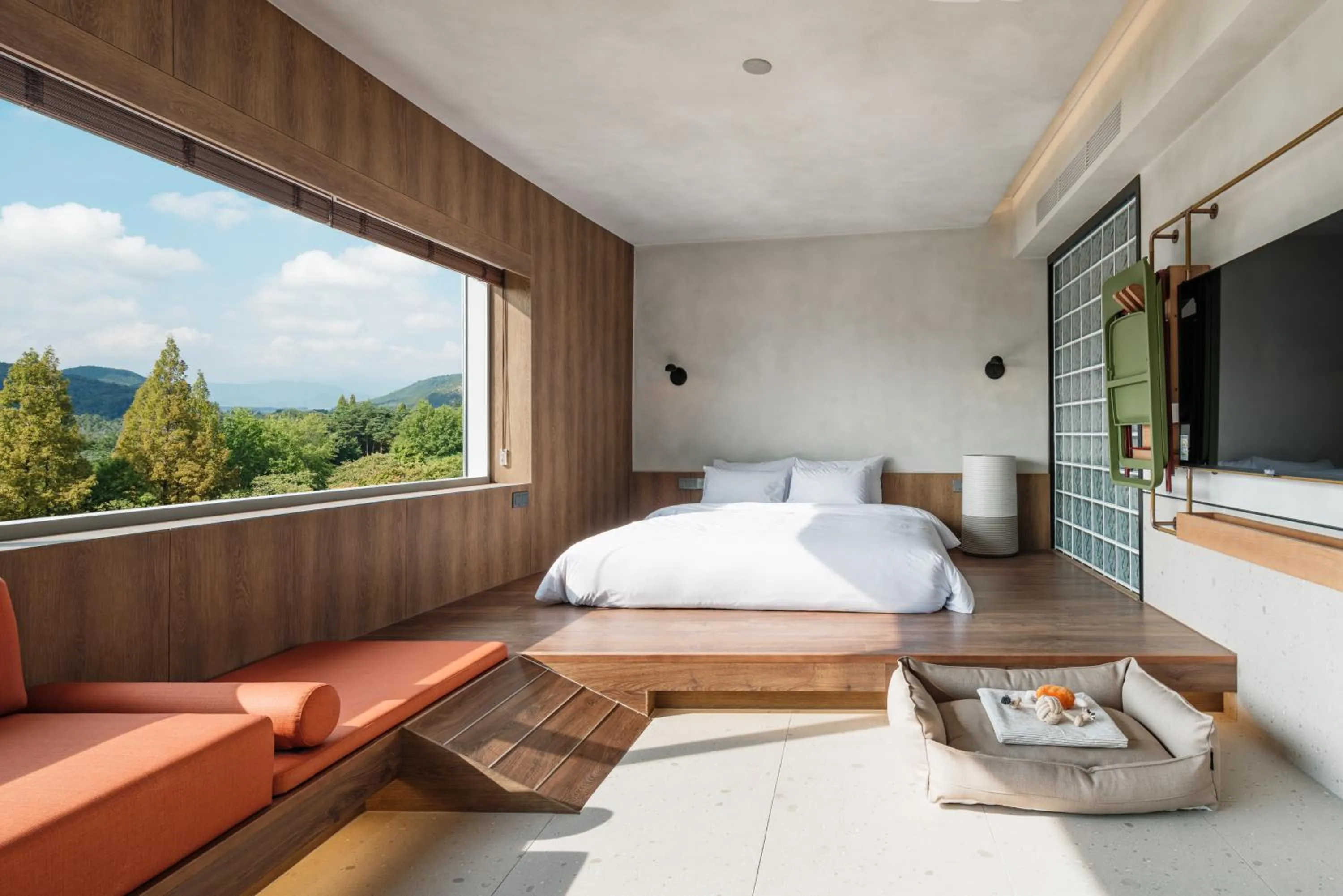 Decorative detail, Bed in Kinock