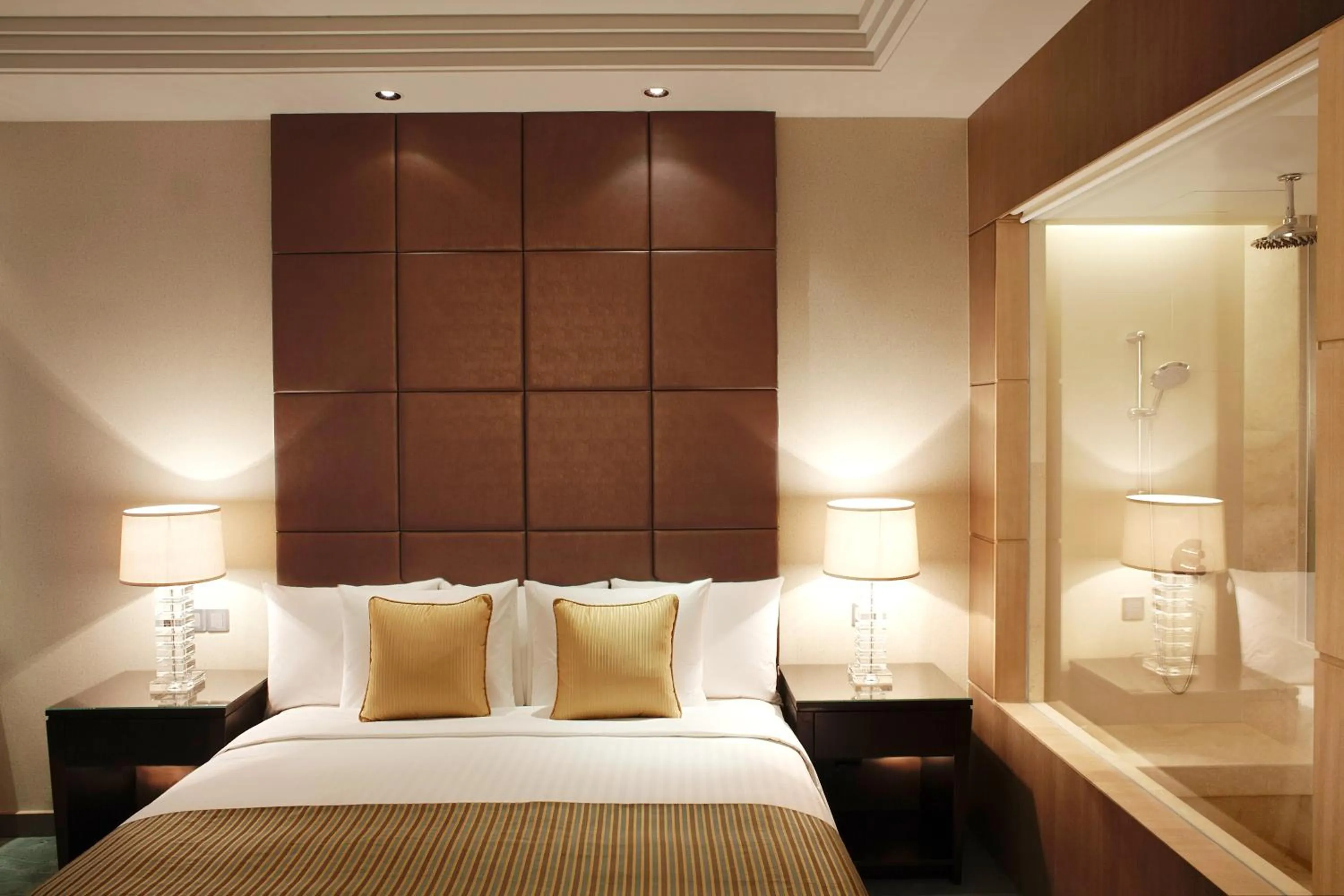 Bed in Courtyard by Marriott Kunshan