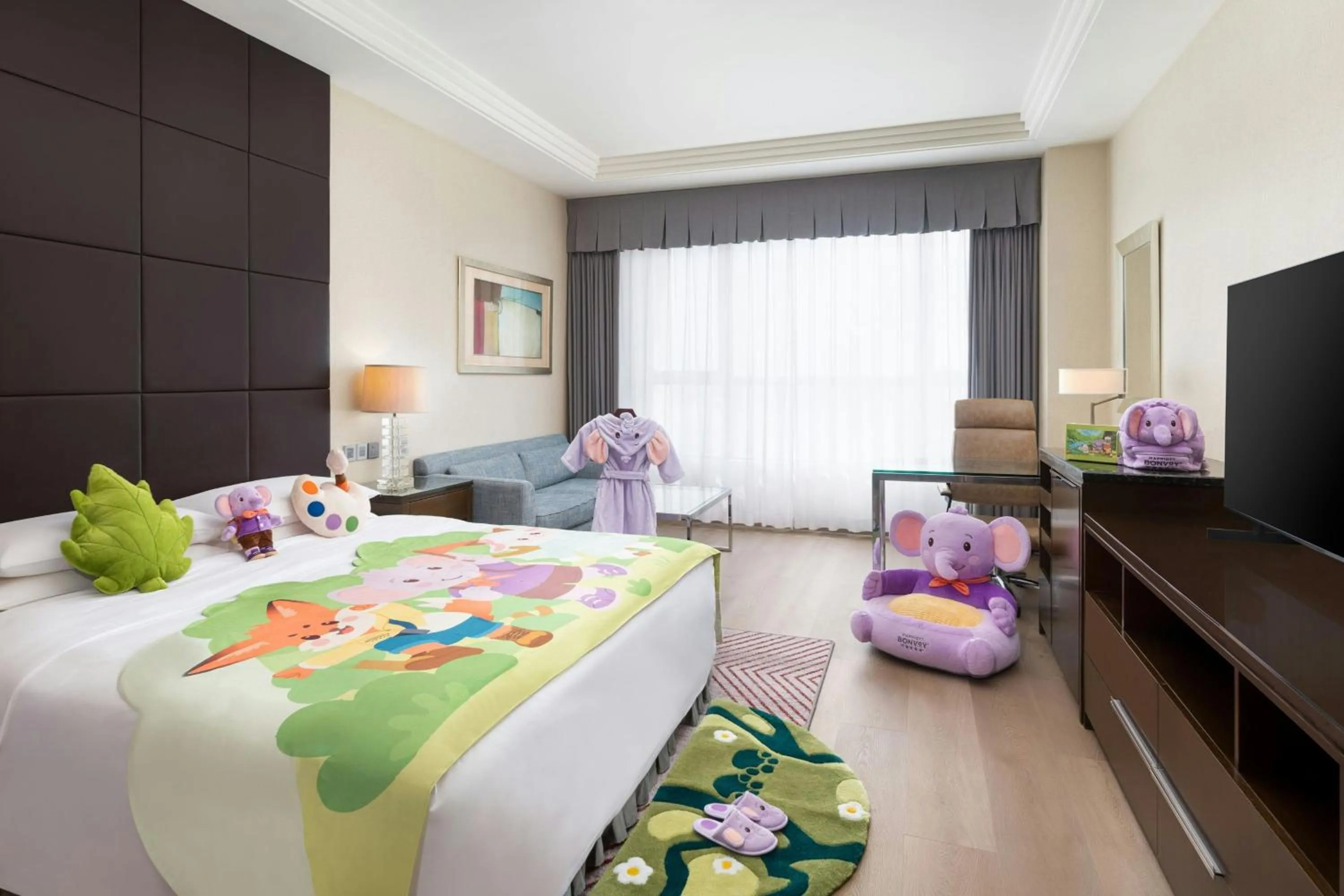 Photo of the whole room, Bed in Courtyard by Marriott Kunshan