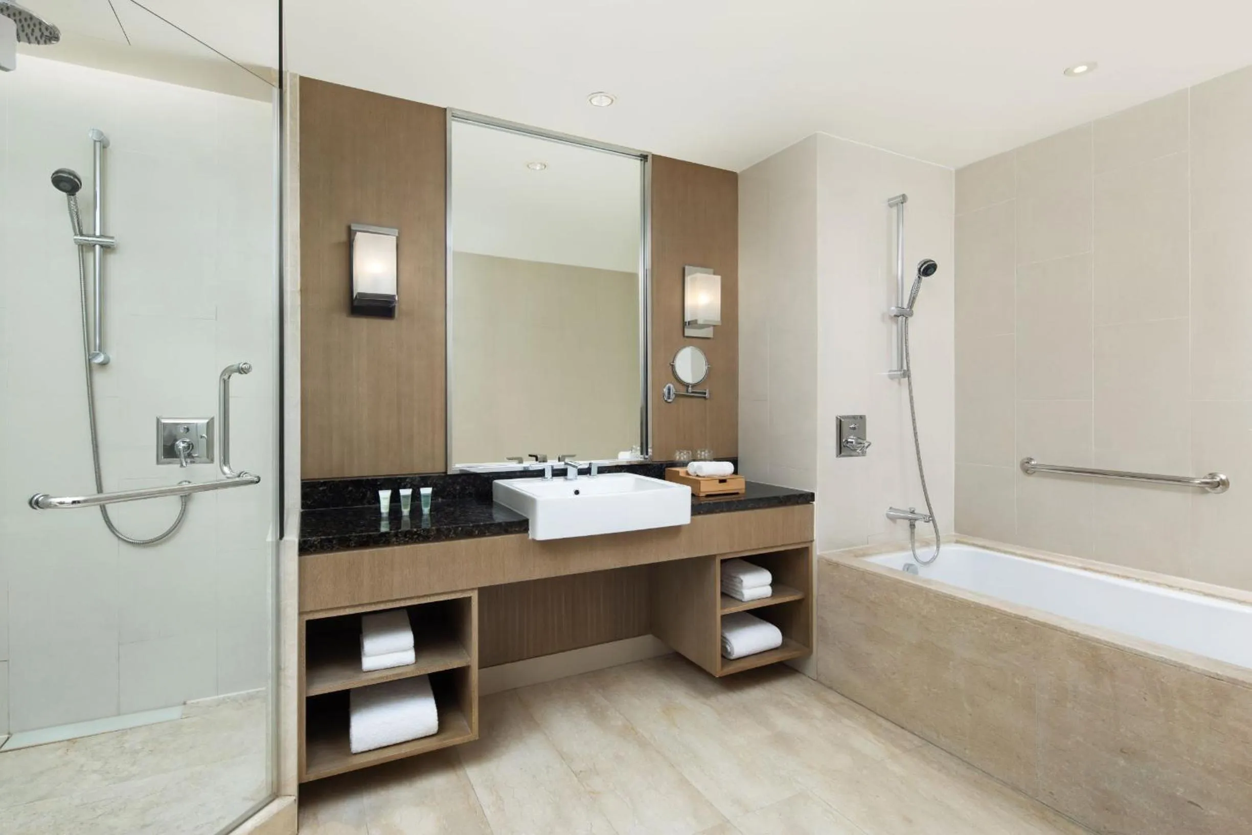 Toilet in Courtyard by Marriott Kunshan