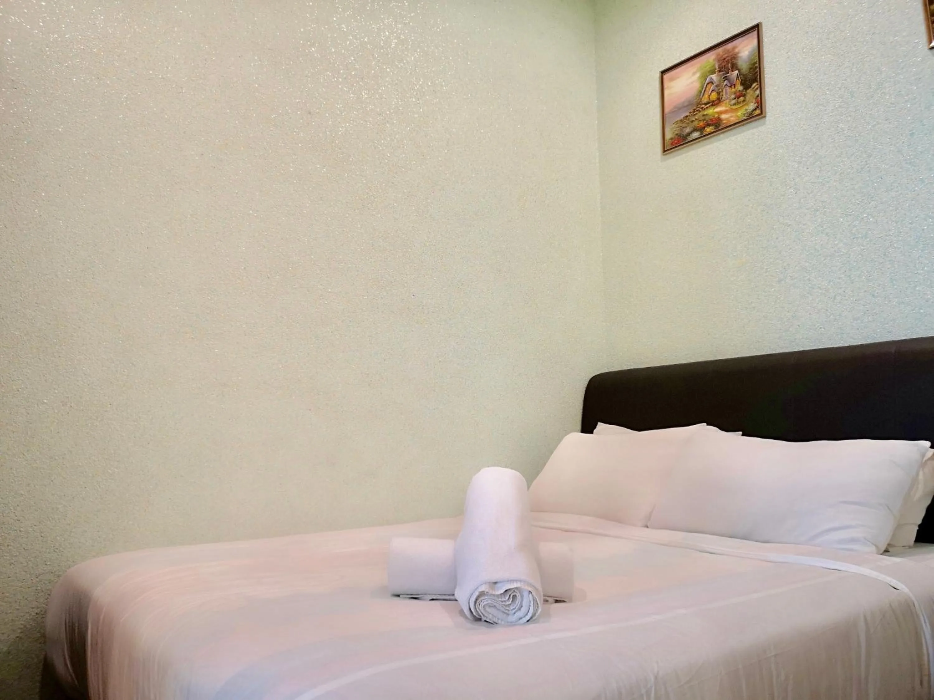 Bed in Soho Suites Klcc By Pnut