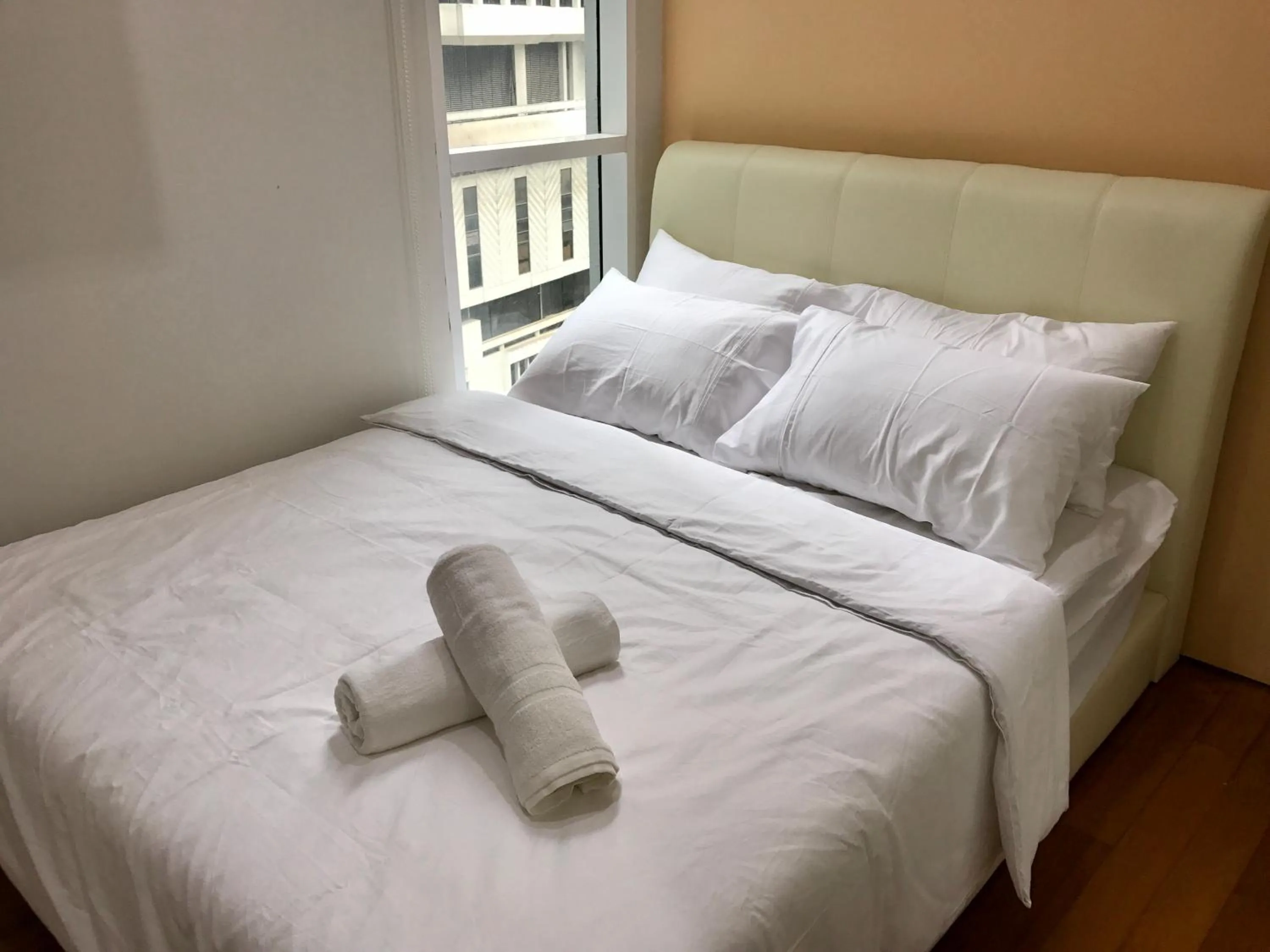 Bed in Soho Suites Klcc By Pnut