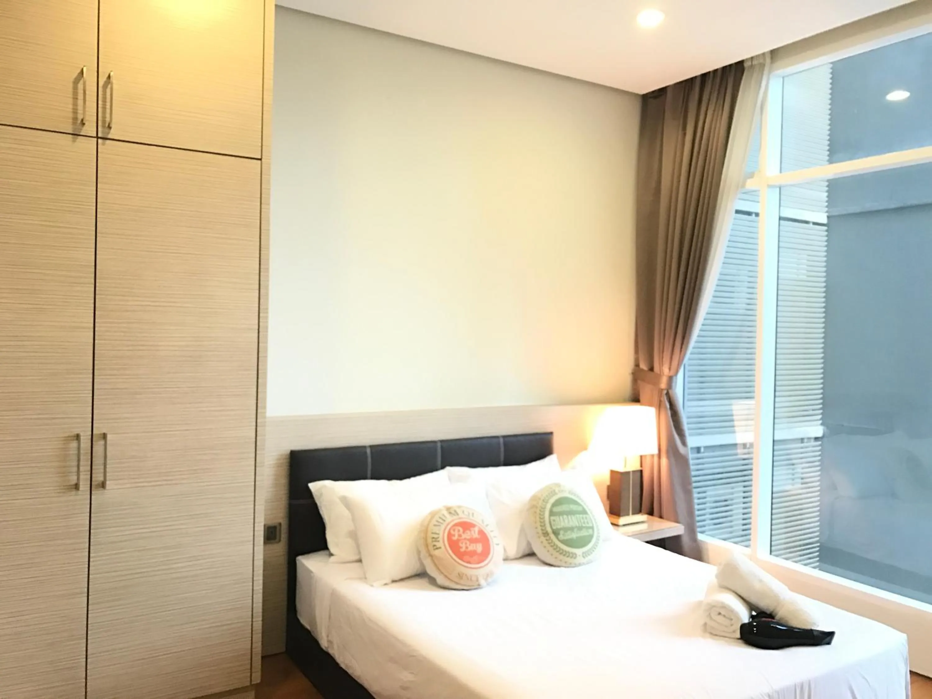 Bed in Soho Suites Klcc By Pnut