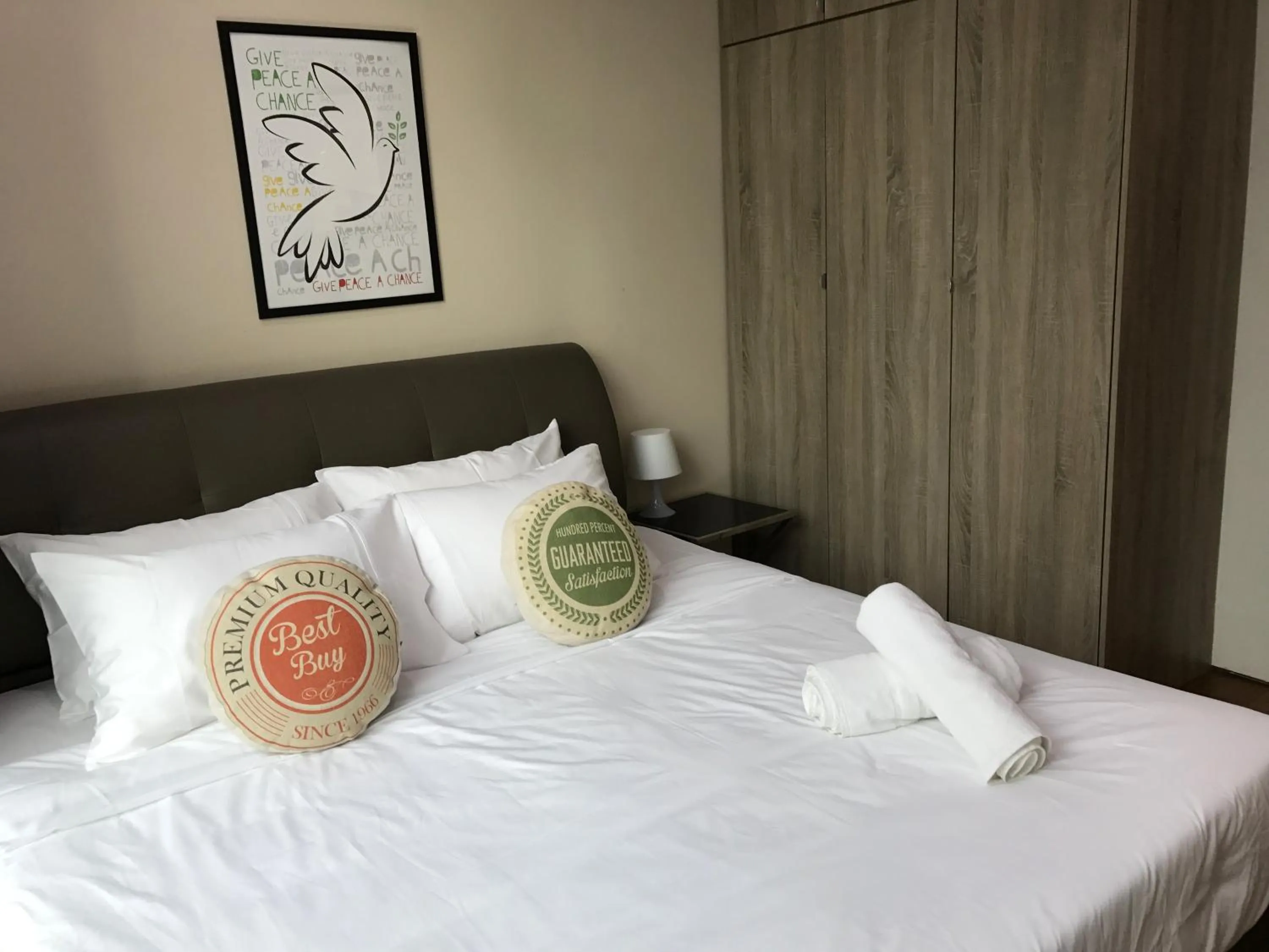 Bed in Soho Suites Klcc By Pnut