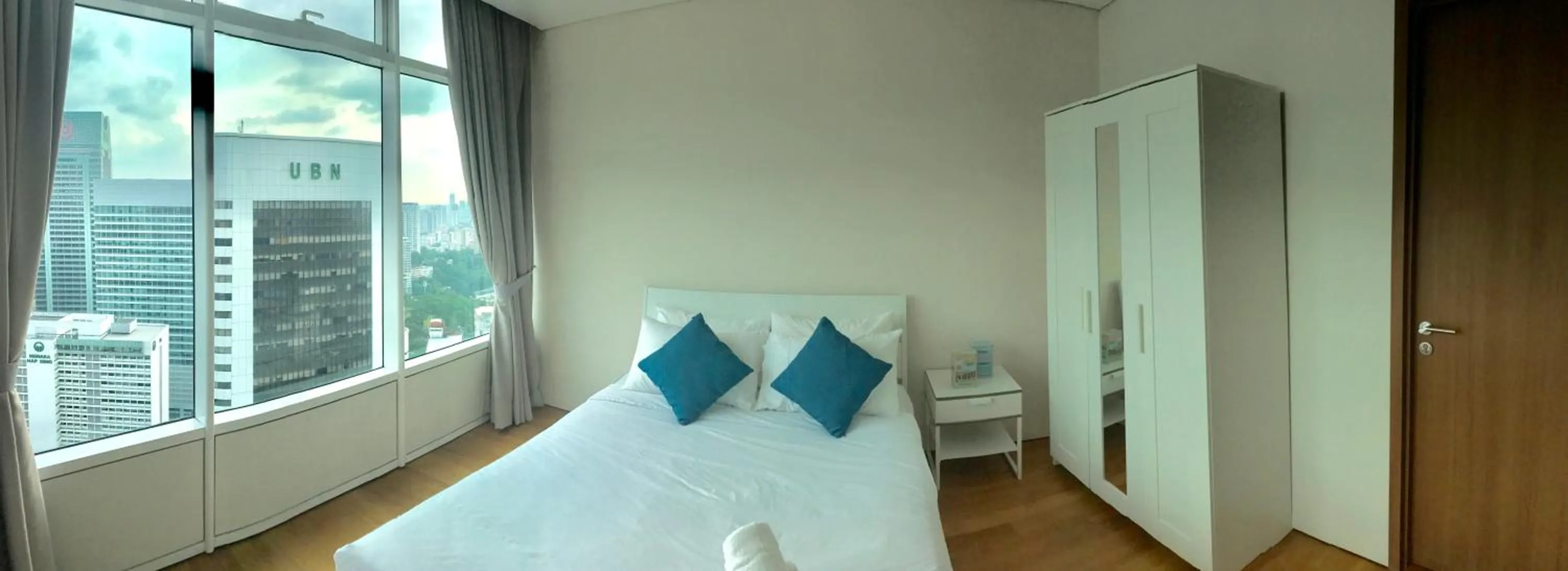 Bed in VORTEX SUITES KLCC by PNUT With NETFLIX