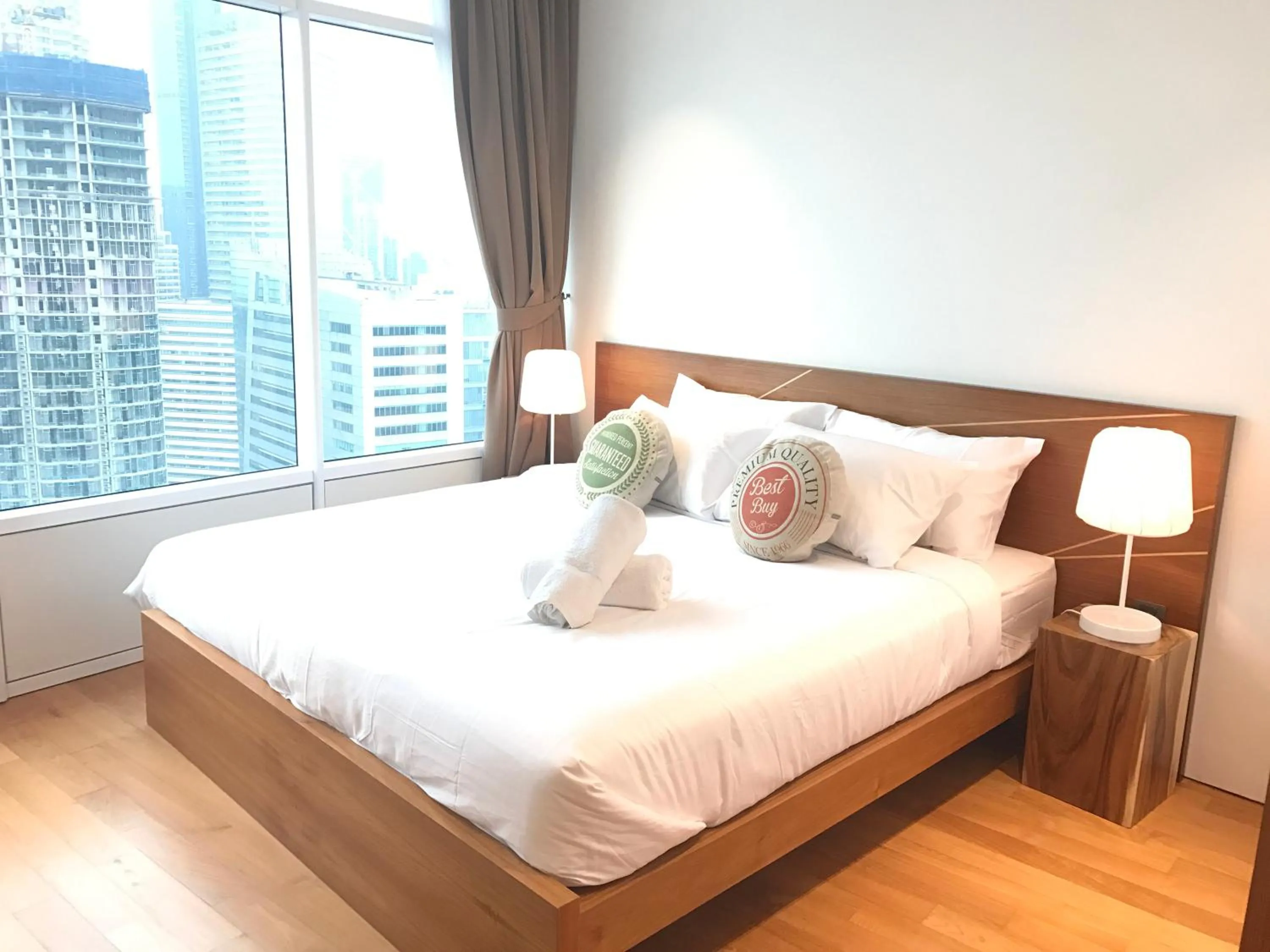 Bed in VORTEX SUITES KLCC by PNUT With NETFLIX