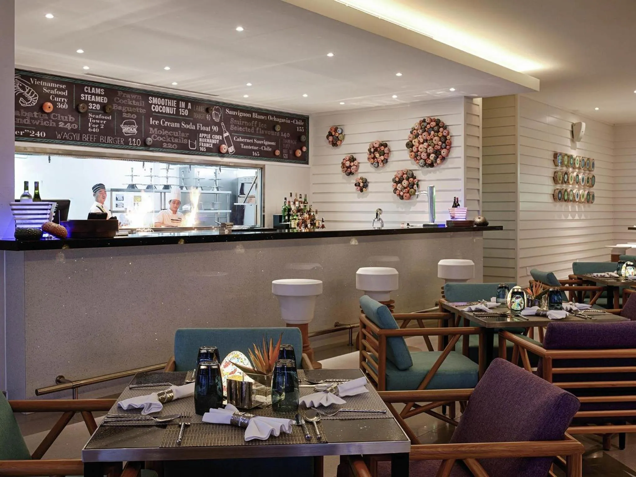 Lounge or bar in Pullman Danang Beach Resort