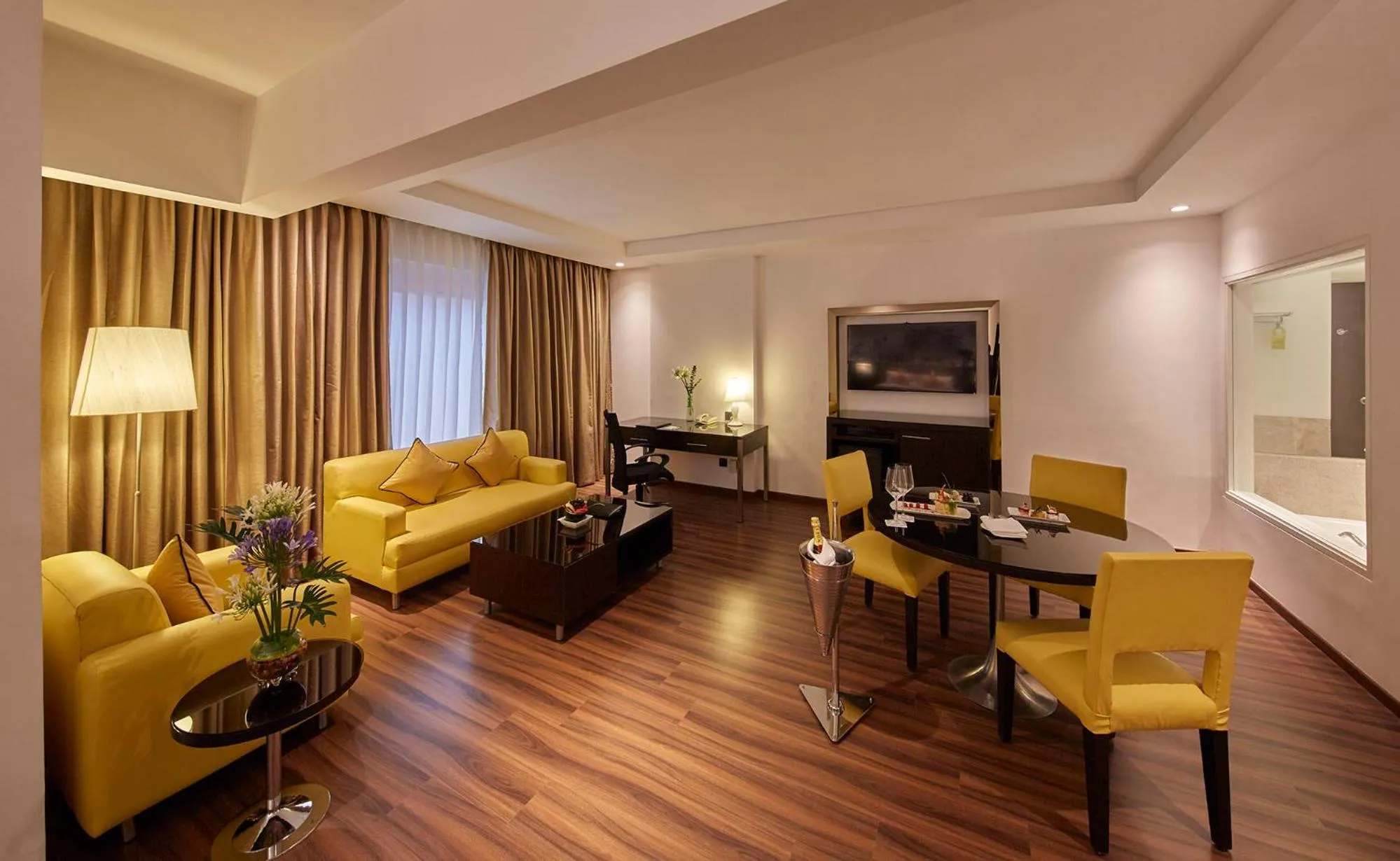 Living room in Hotel Royal Orchid Bangalore