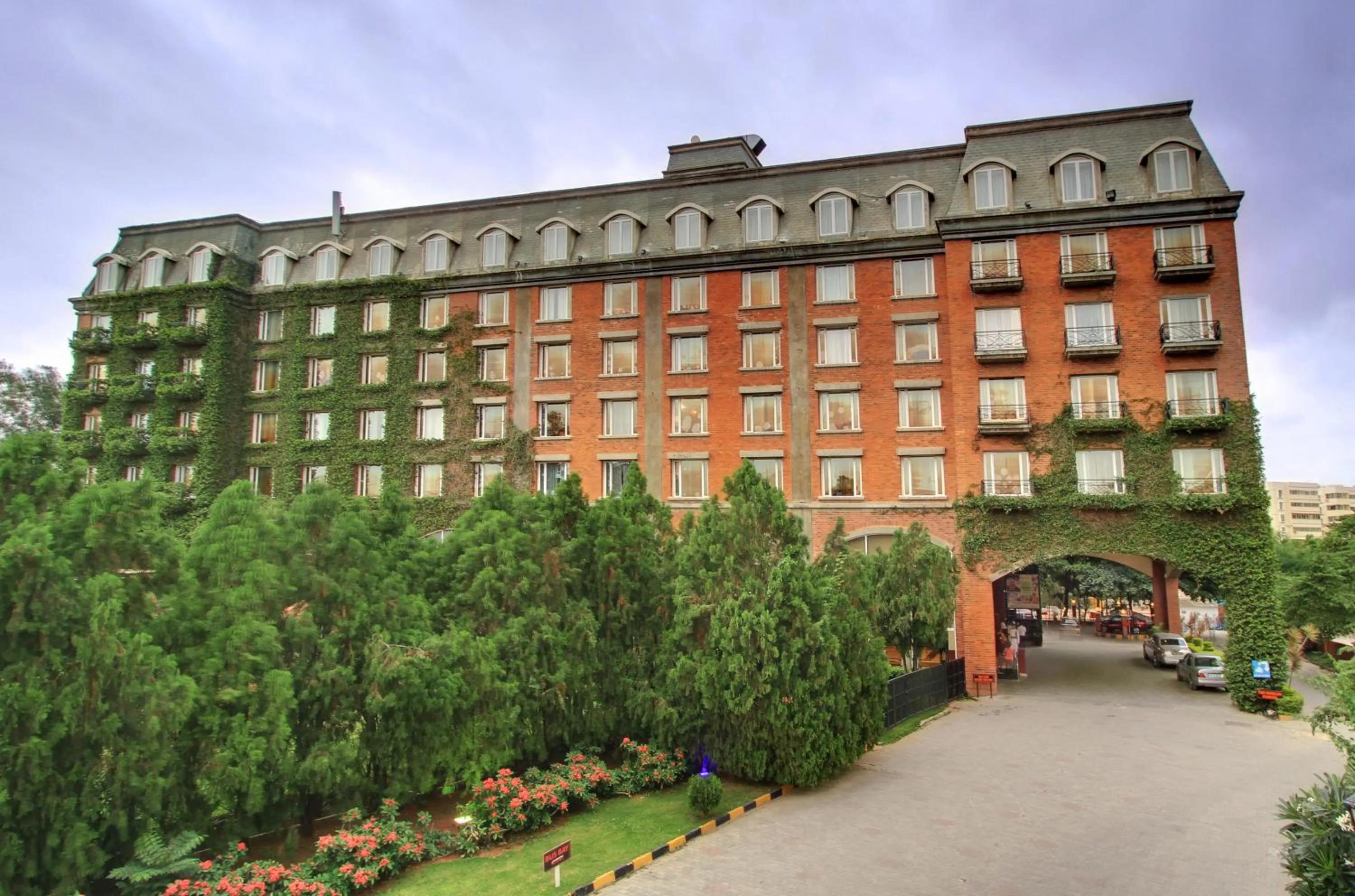 Property building in Hotel Royal Orchid Bangalore