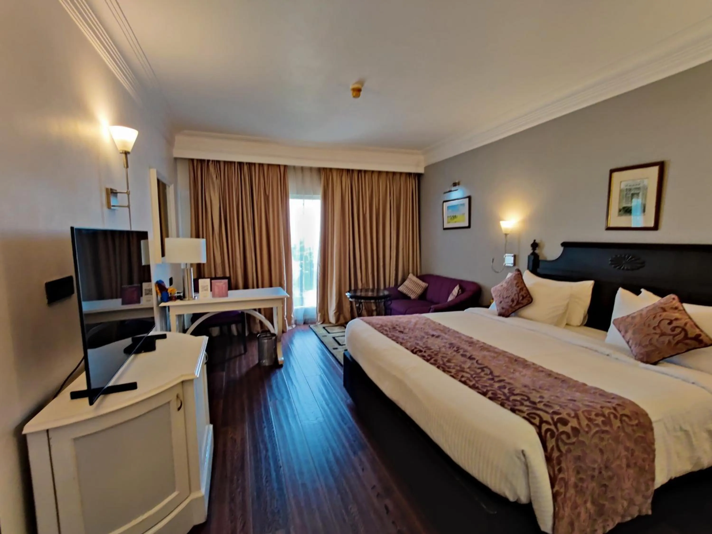 Bedroom, Bed in Hotel Royal Orchid Bangalore