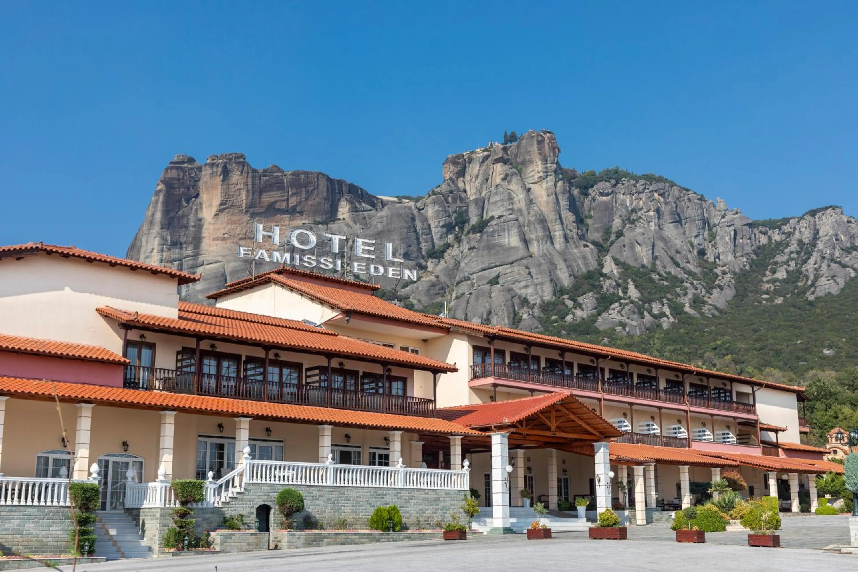 Property building in Famissi Eden Hotel