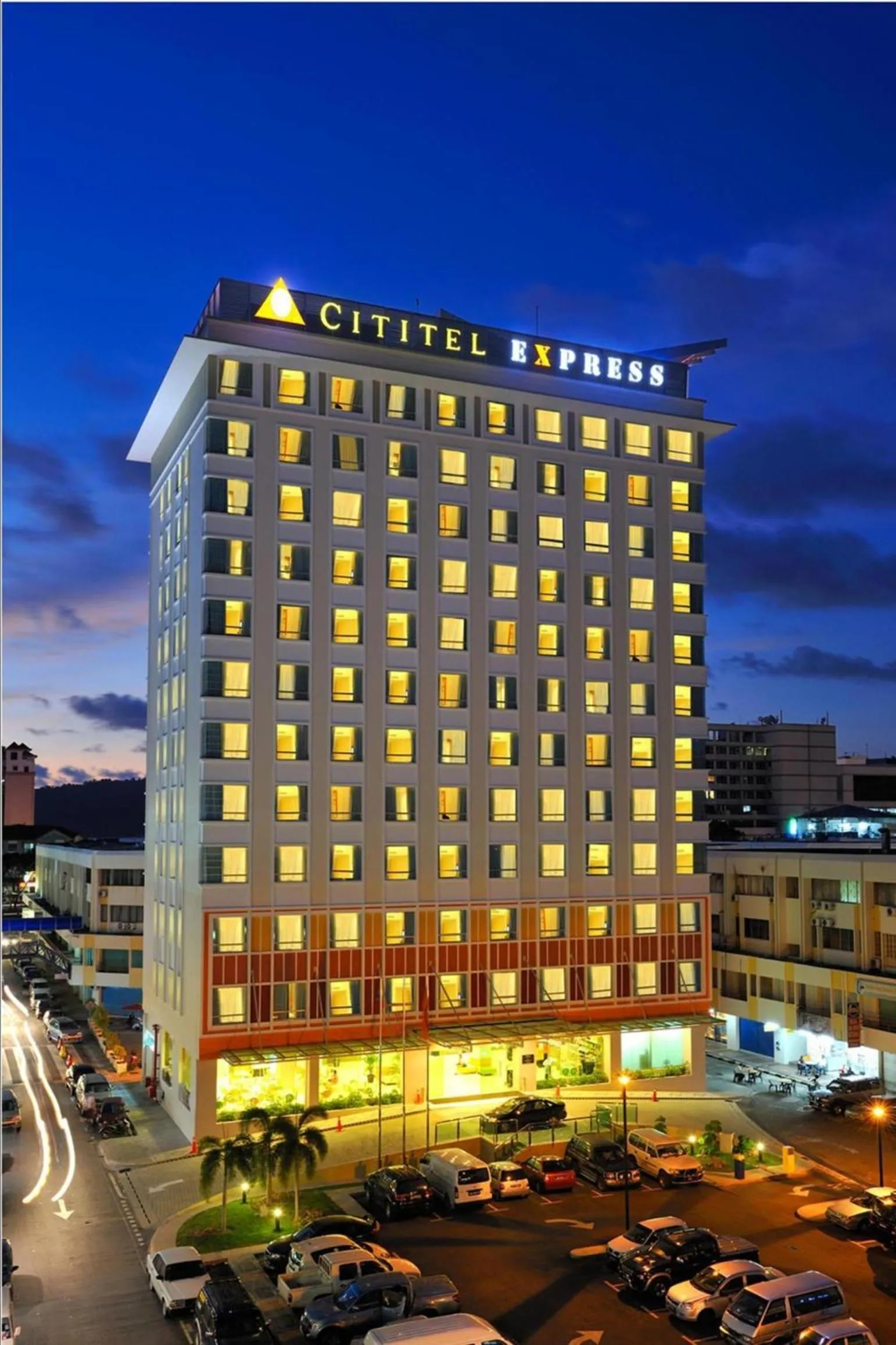 Facade/entrance in Cititel Express Kota Kinabalu