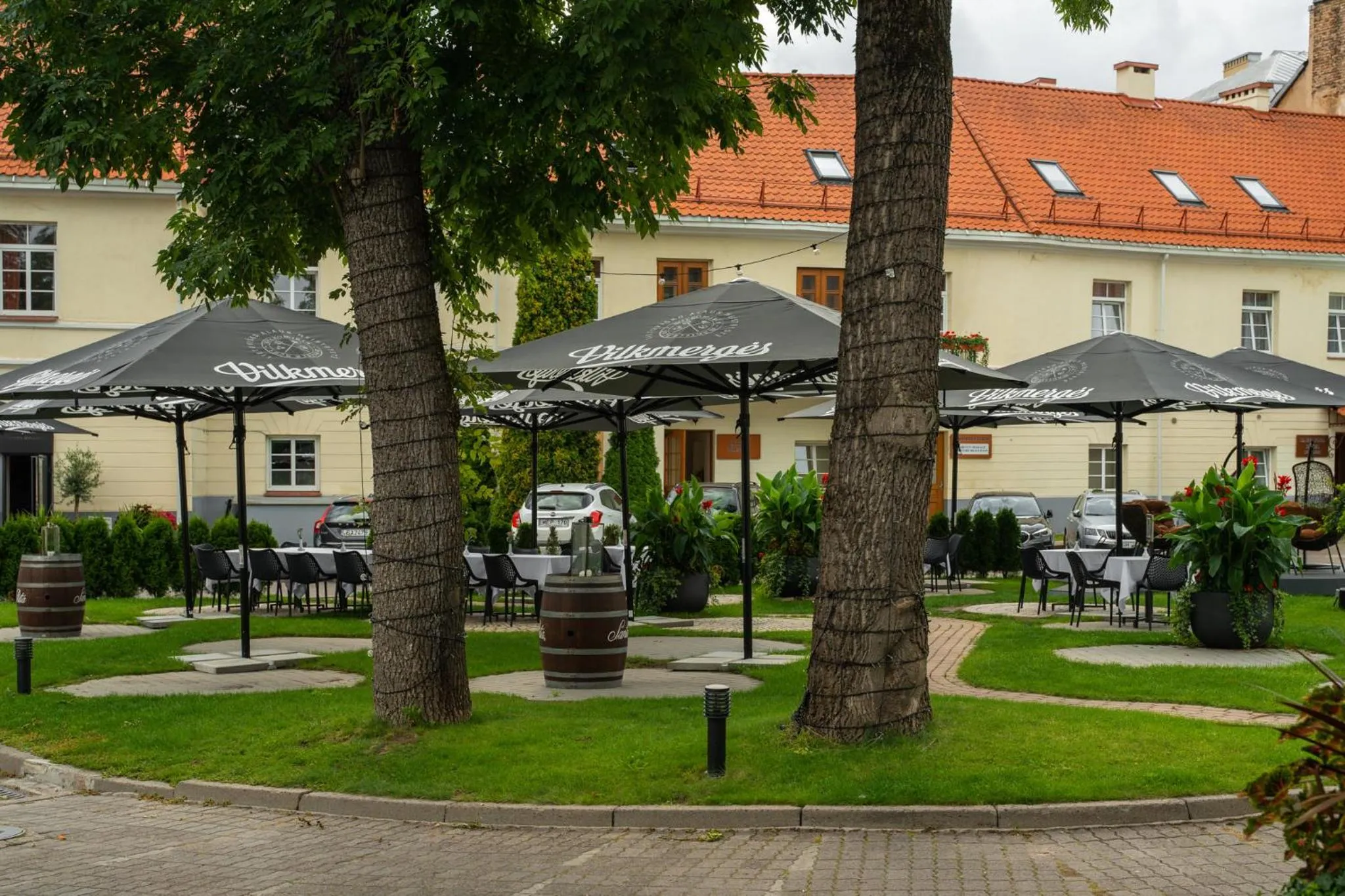 Property building in Mabre Residence