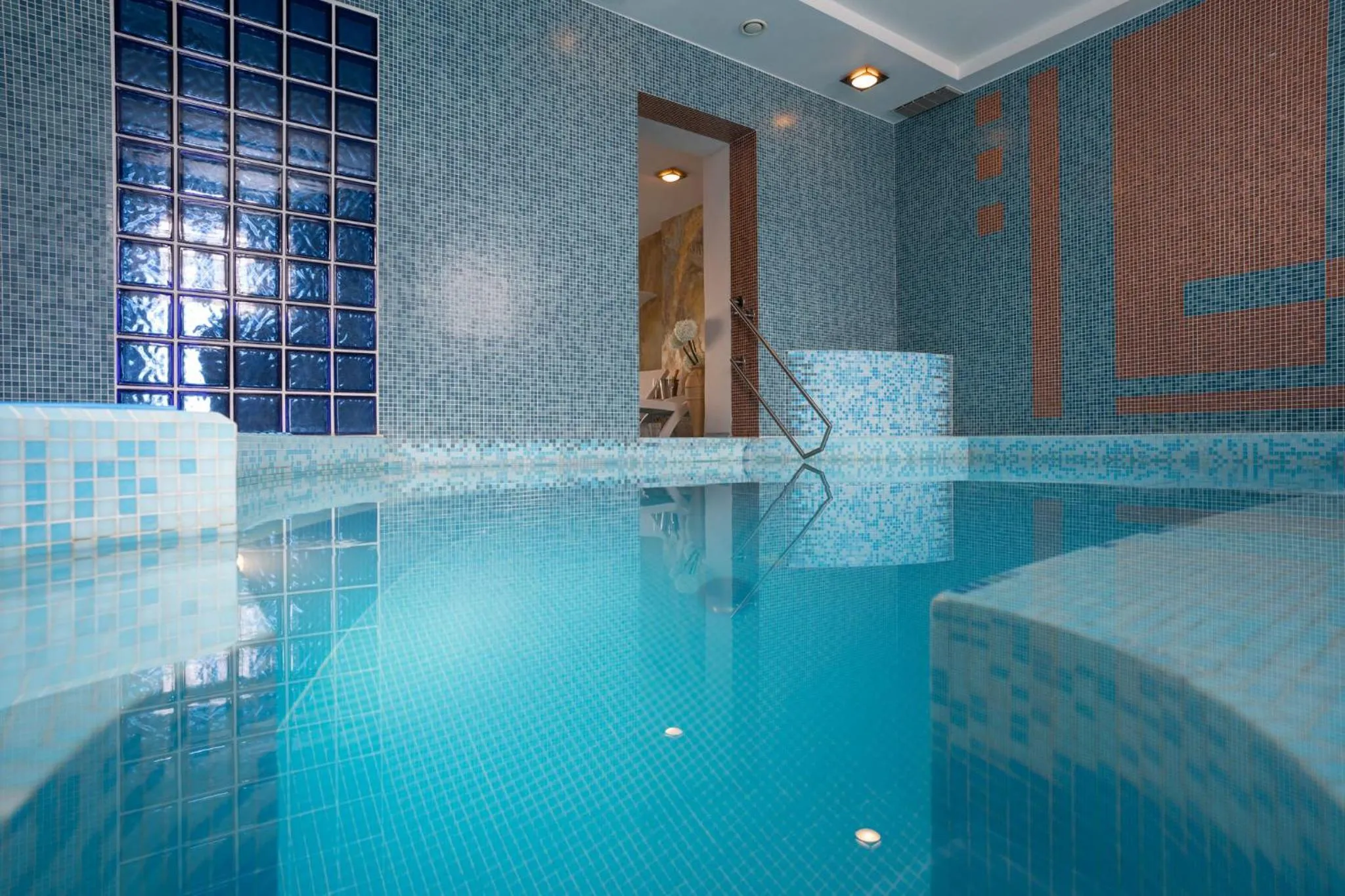 Swimming pool in Mabre Residence