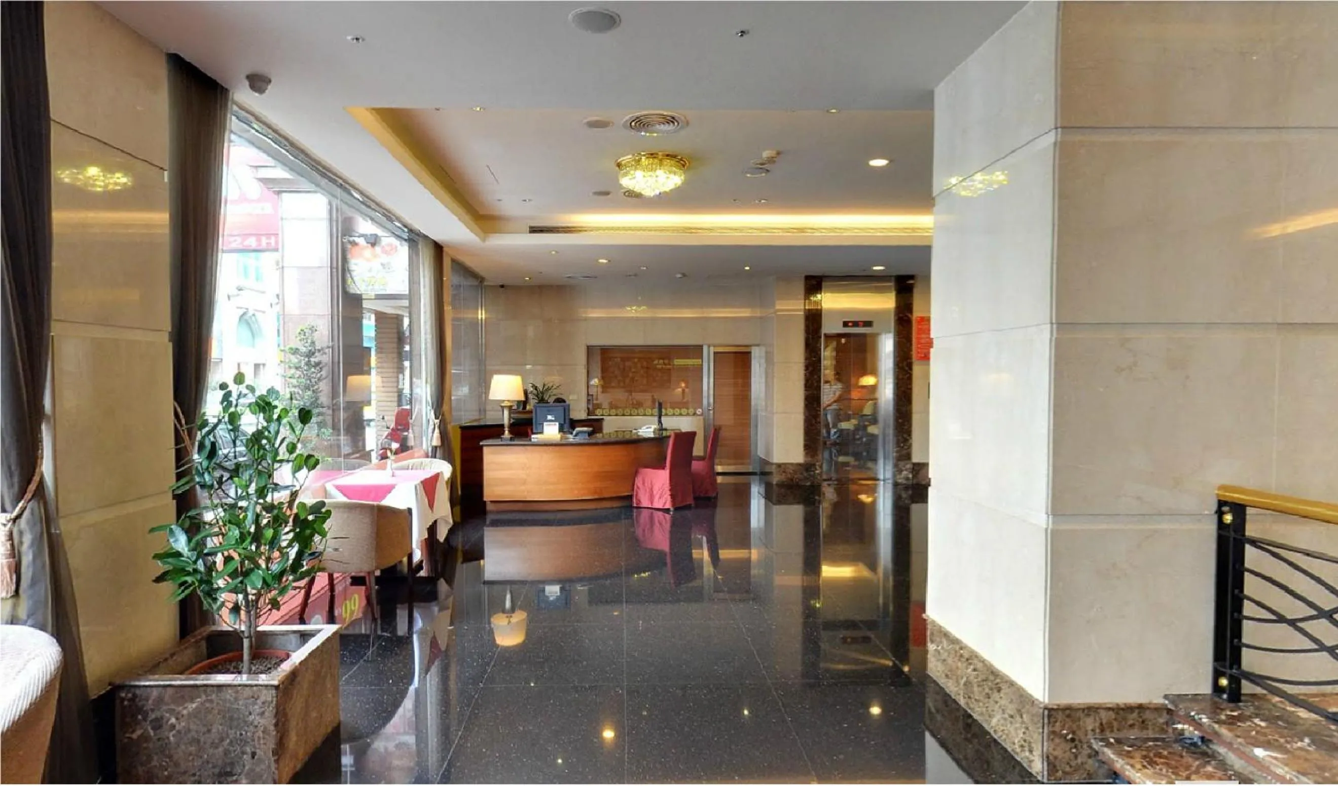 Lobby or reception in Taipei International Hotel