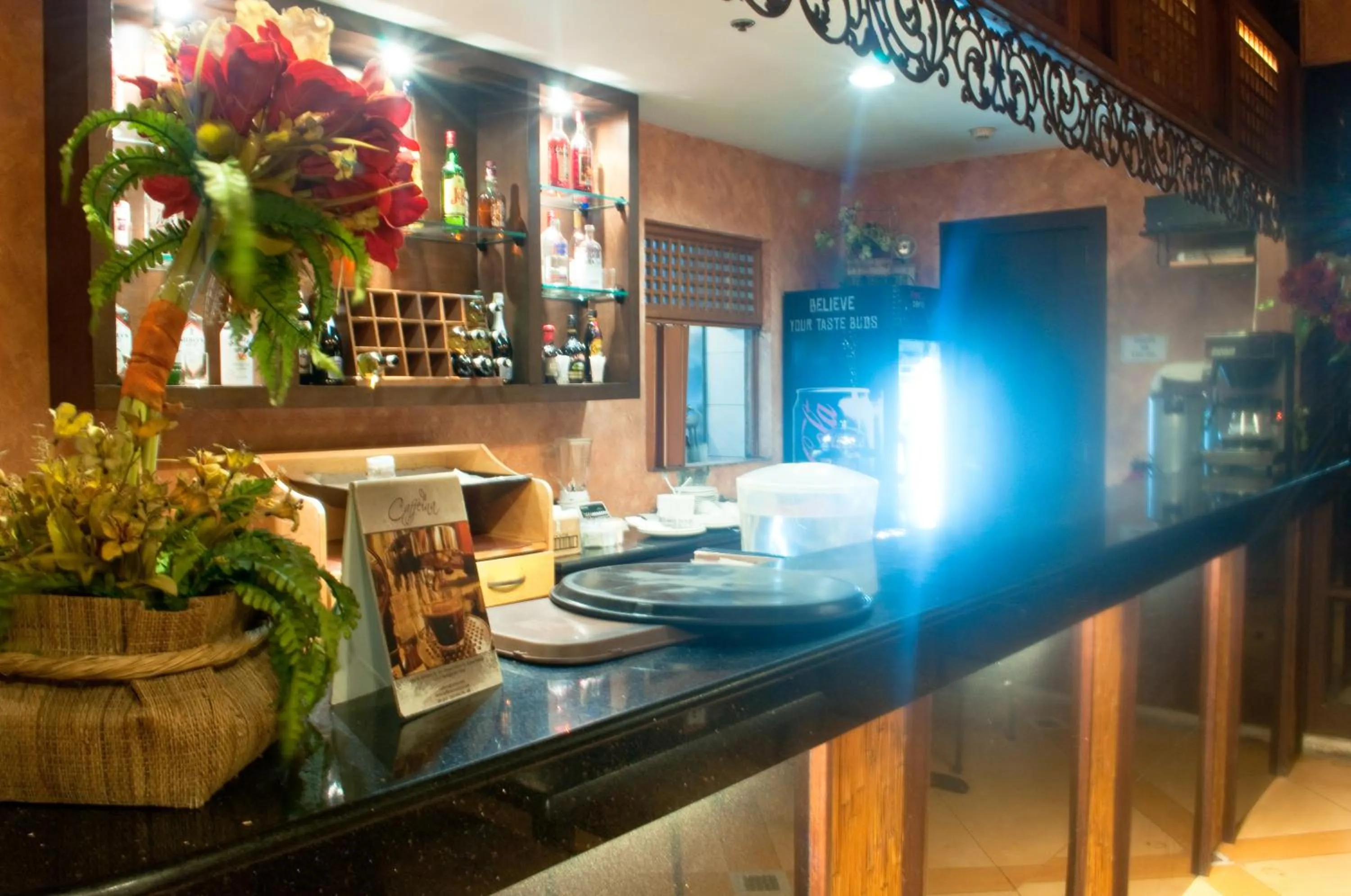 Restaurant/places to eat in Pearl Lane Hotel