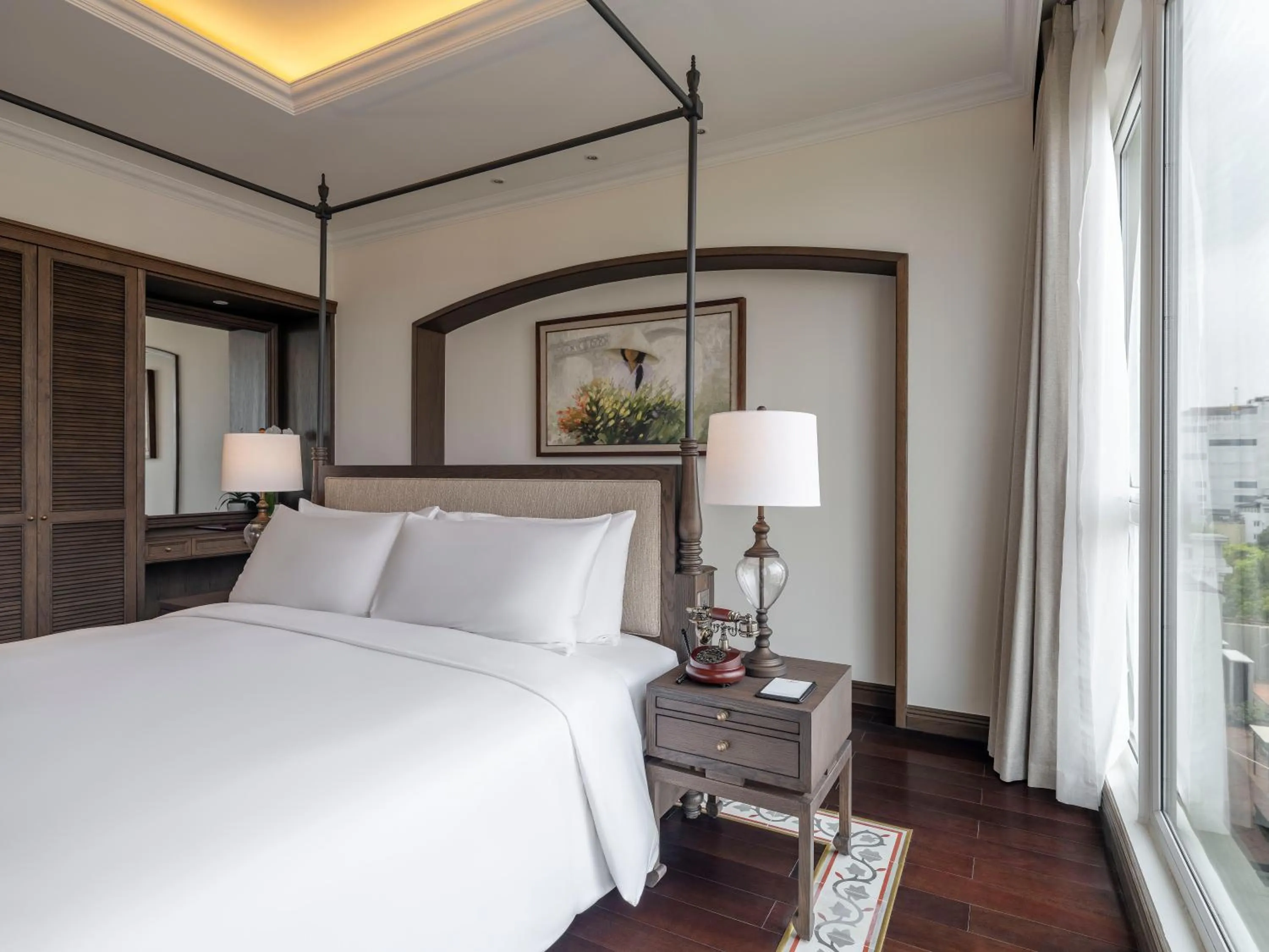 Bed in De Syloia Hotel