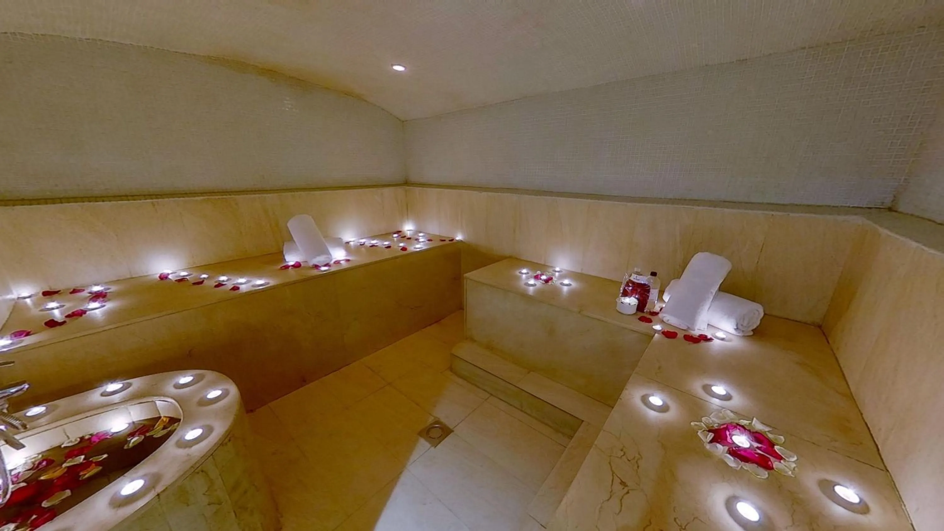 Massage in Mövenpick Hotel Casablanca