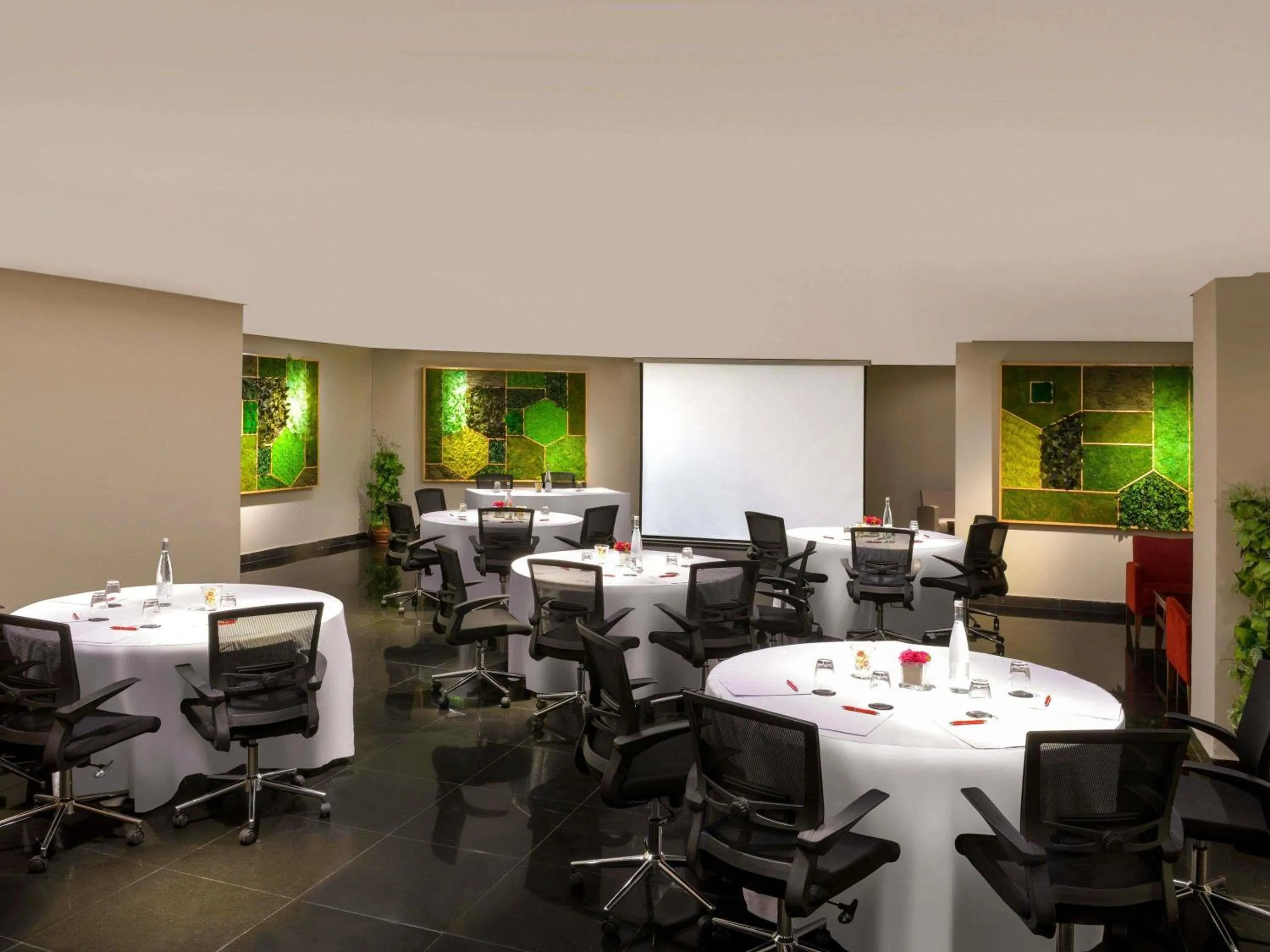 Meeting/conference room in Mövenpick Hotel Casablanca