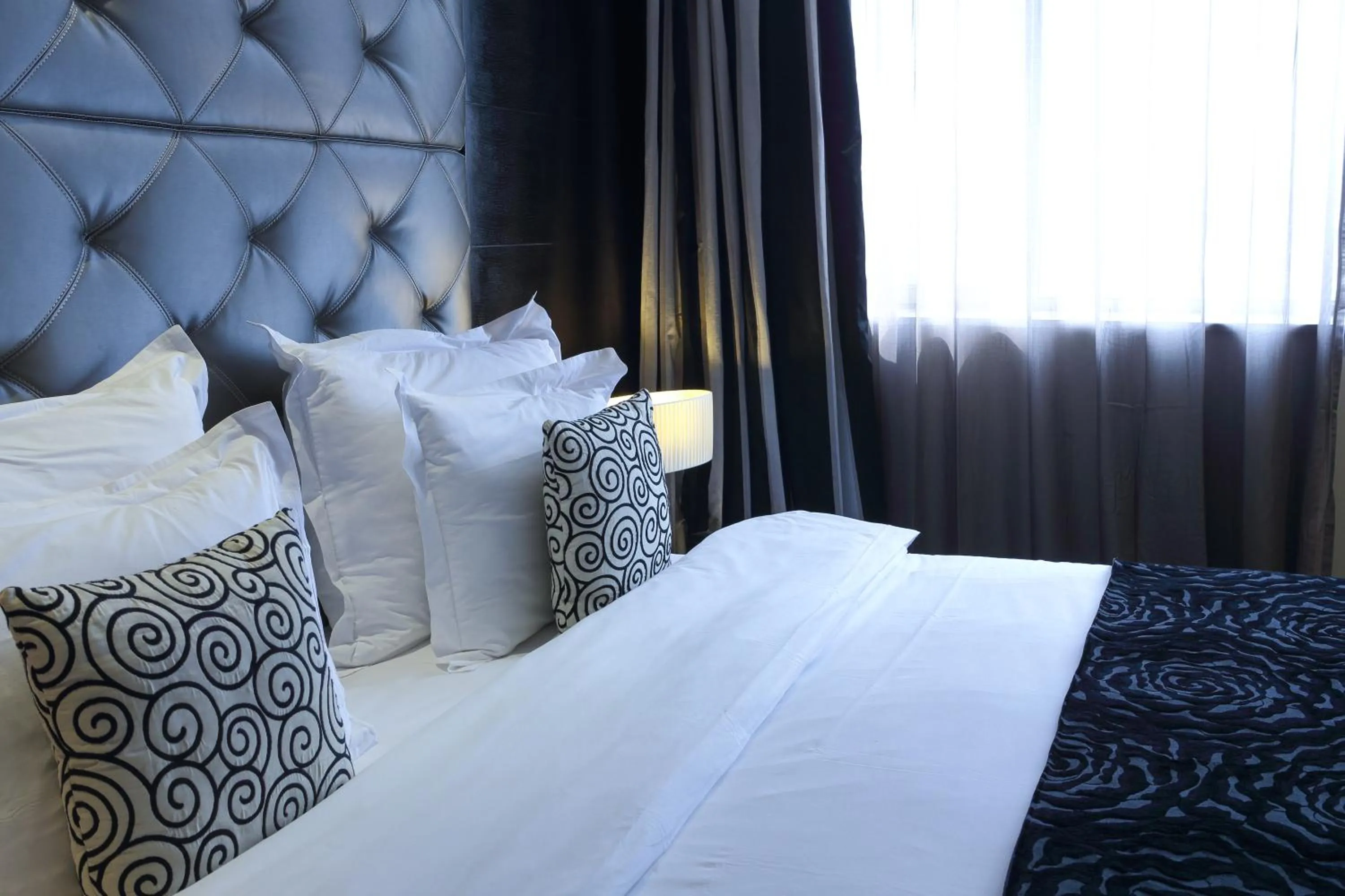 Bed in Mövenpick Hotel Casablanca