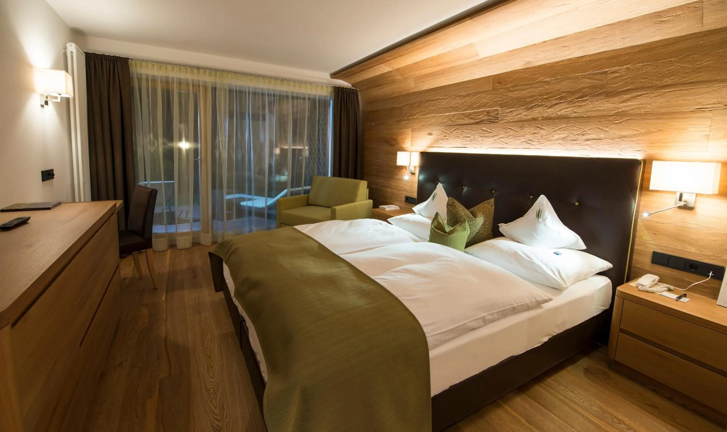 Photo of the whole room, Bed in Hotel Grien