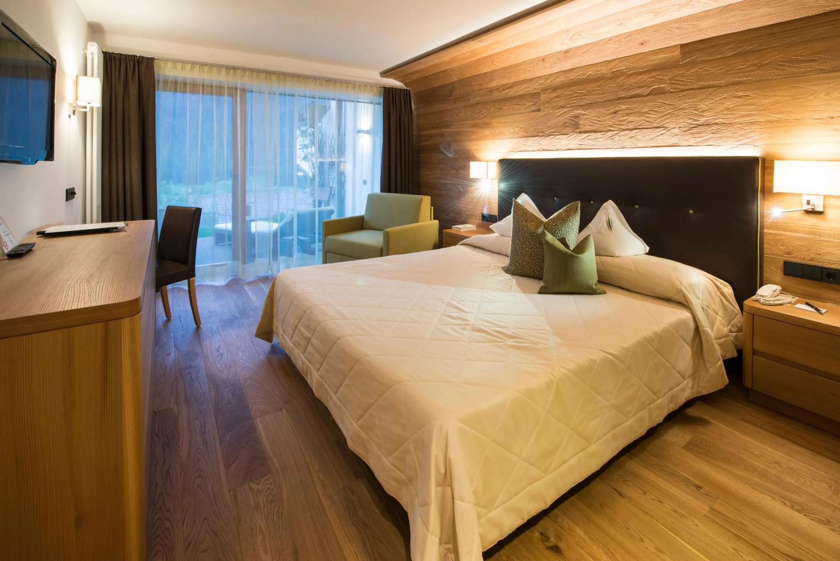 Photo of the whole room, Bed in Hotel Grien