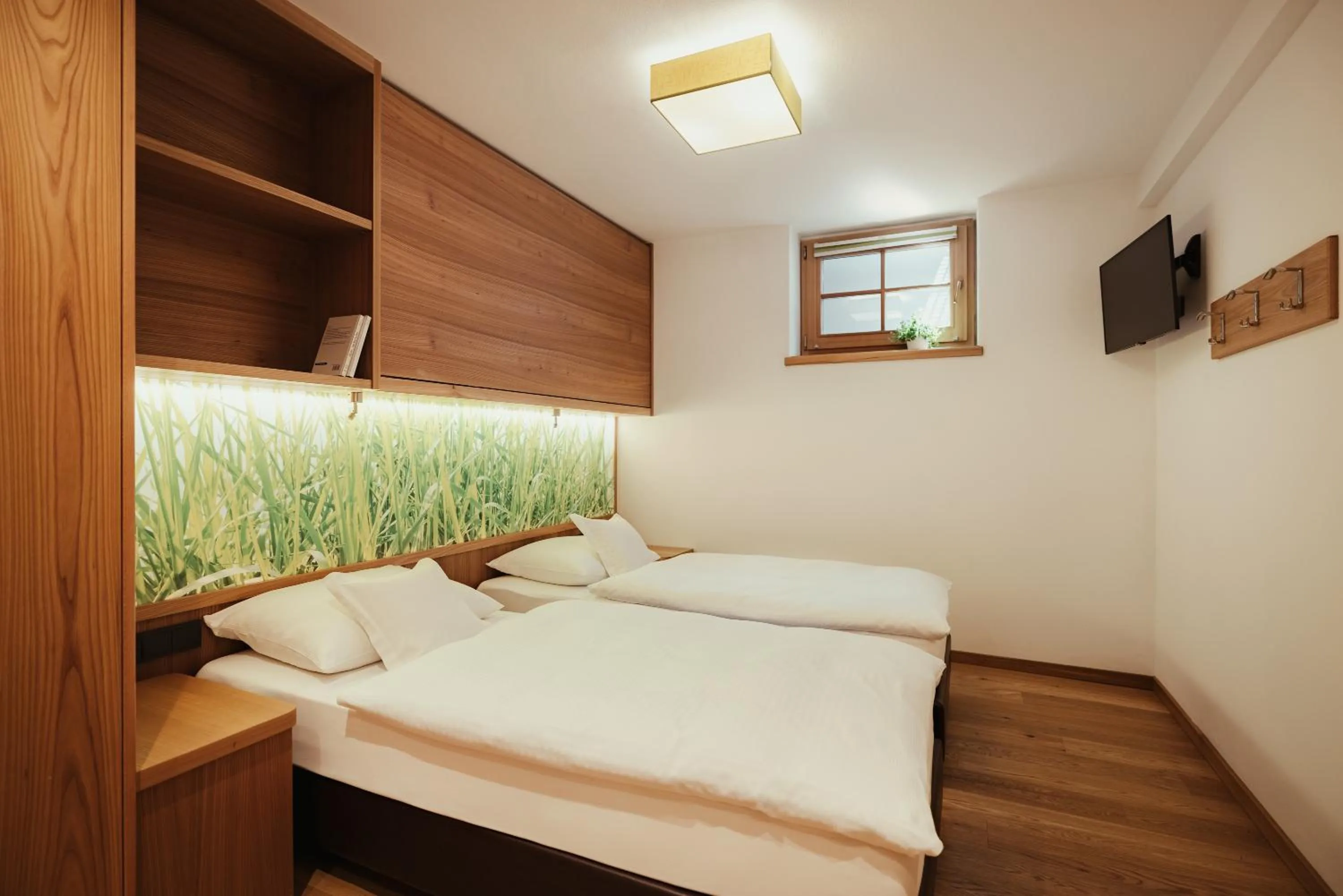 Photo of the whole room, Bed in Hotel Grien