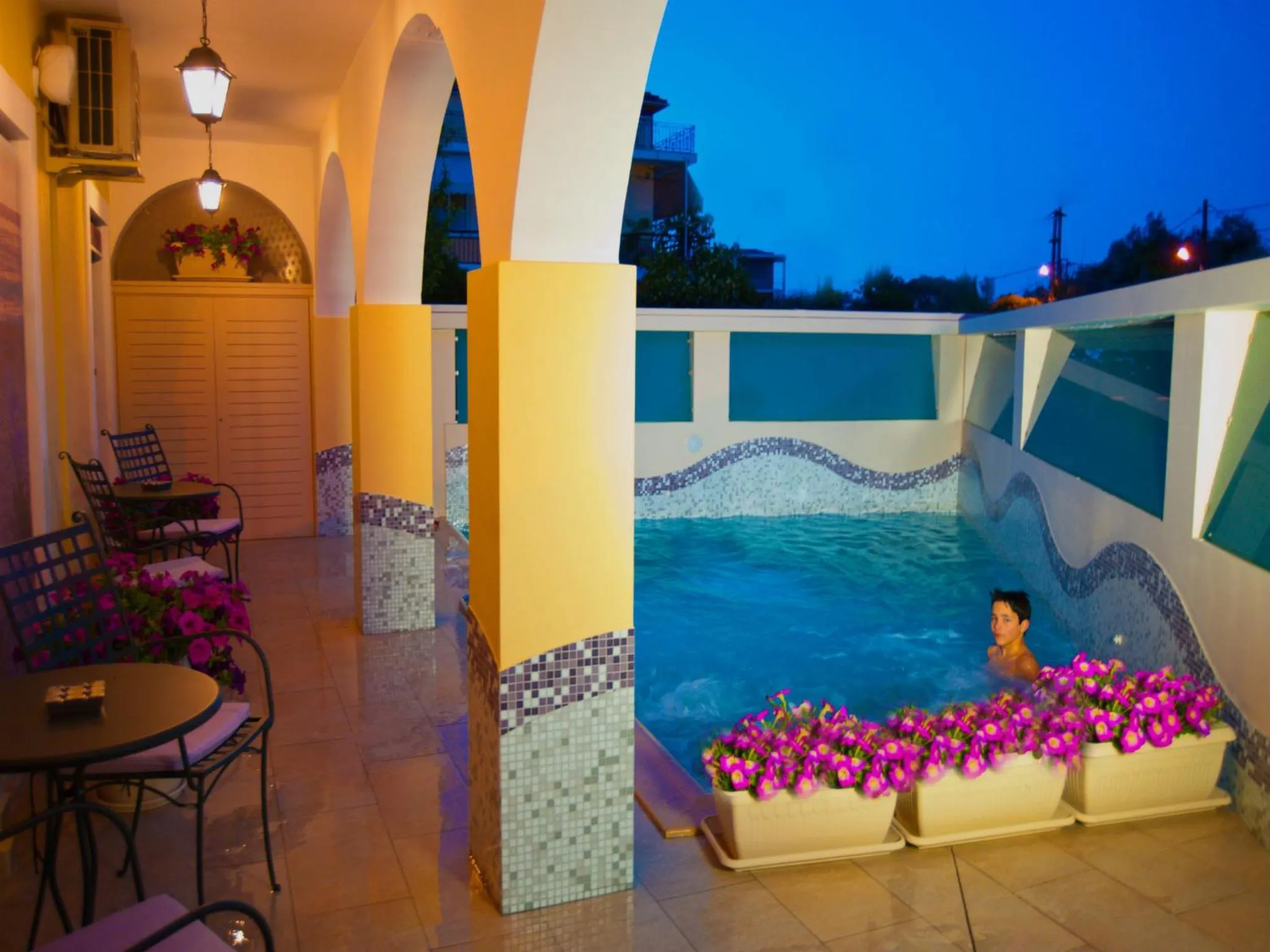 Swimming pool in Thomais Boutique Hotel