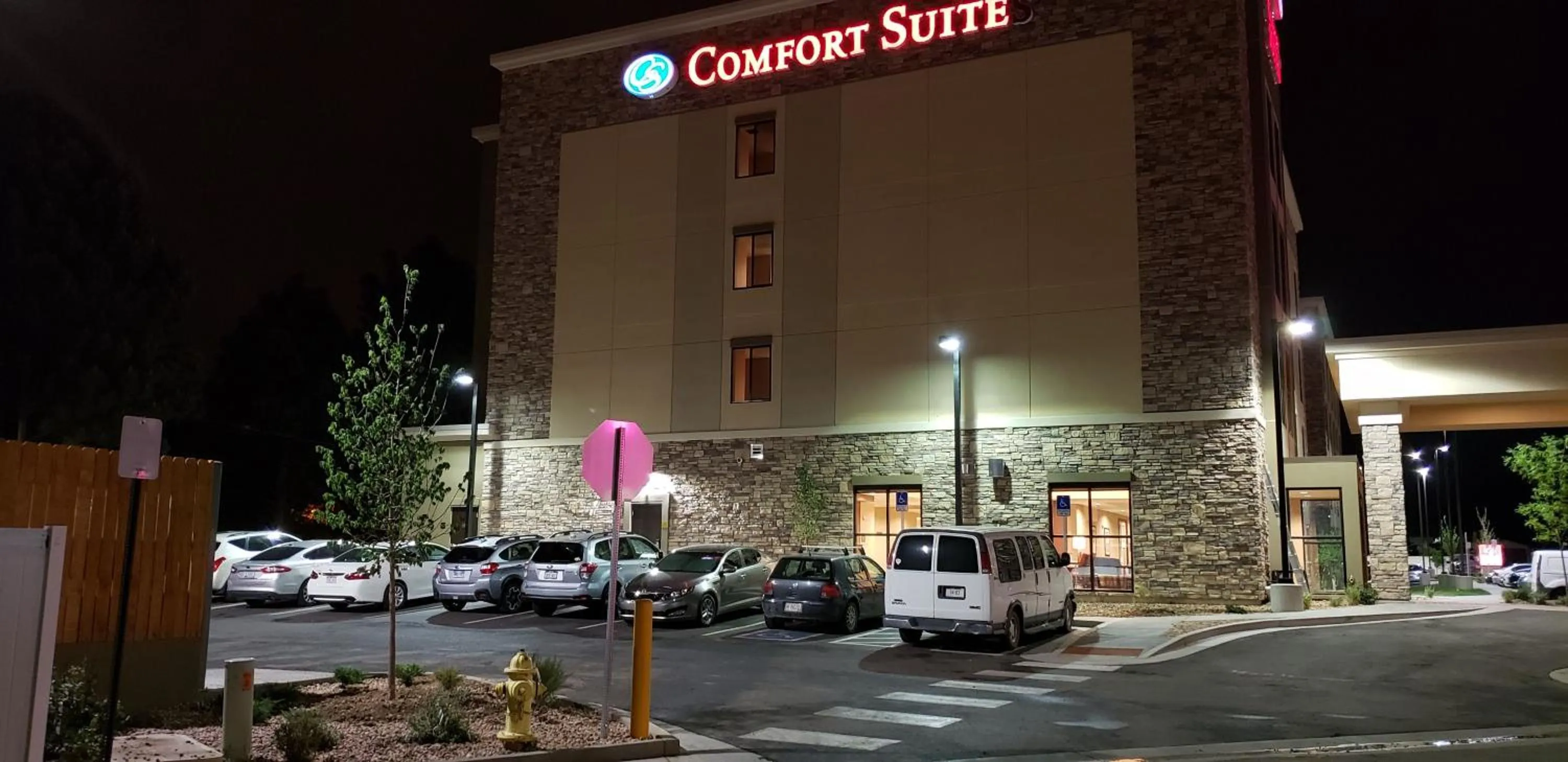Property building in Comfort Suites Denver near Anschutz Medical Campus