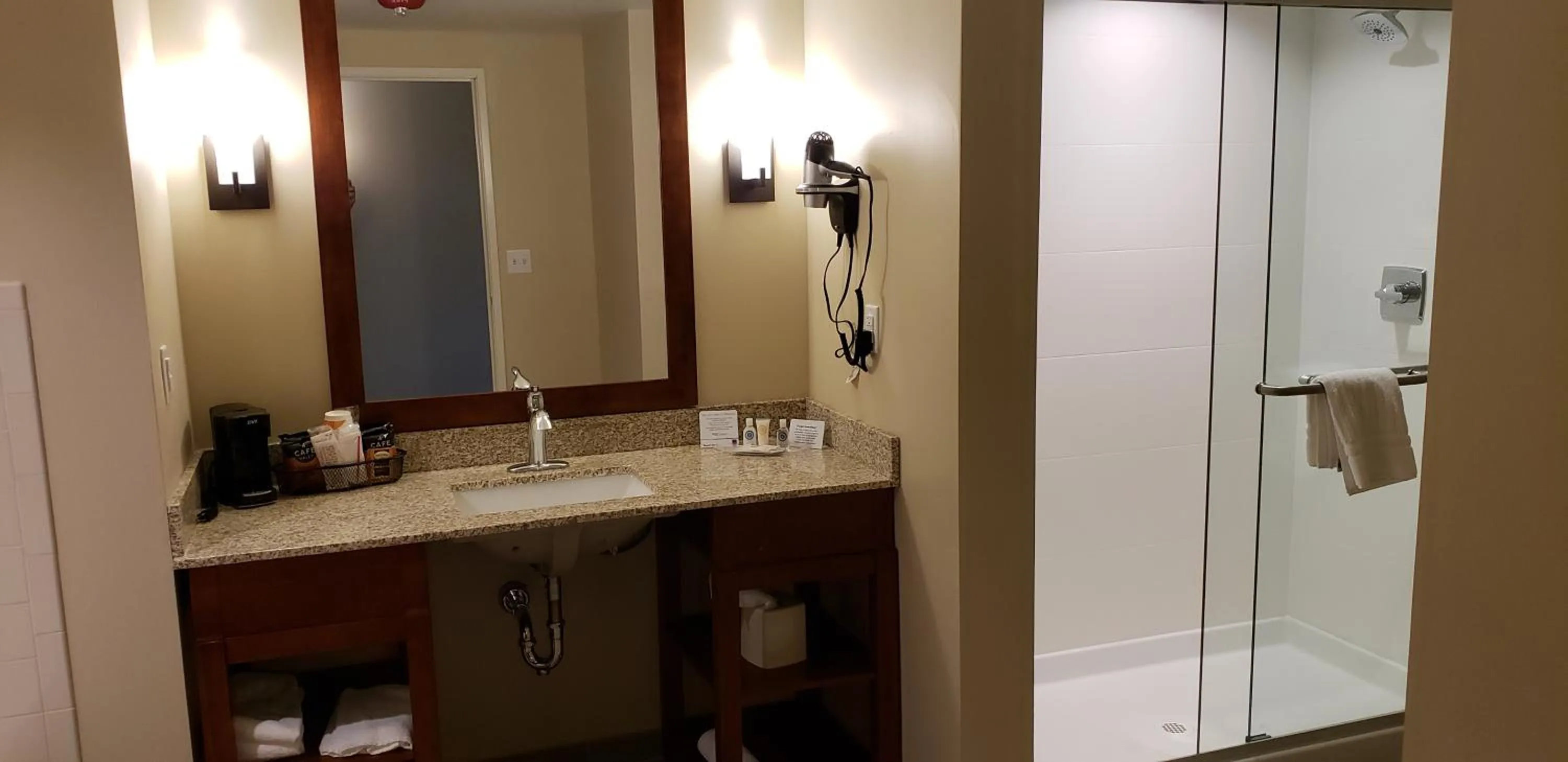 Bathroom in Comfort Suites Denver near Anschutz Medical Campus
