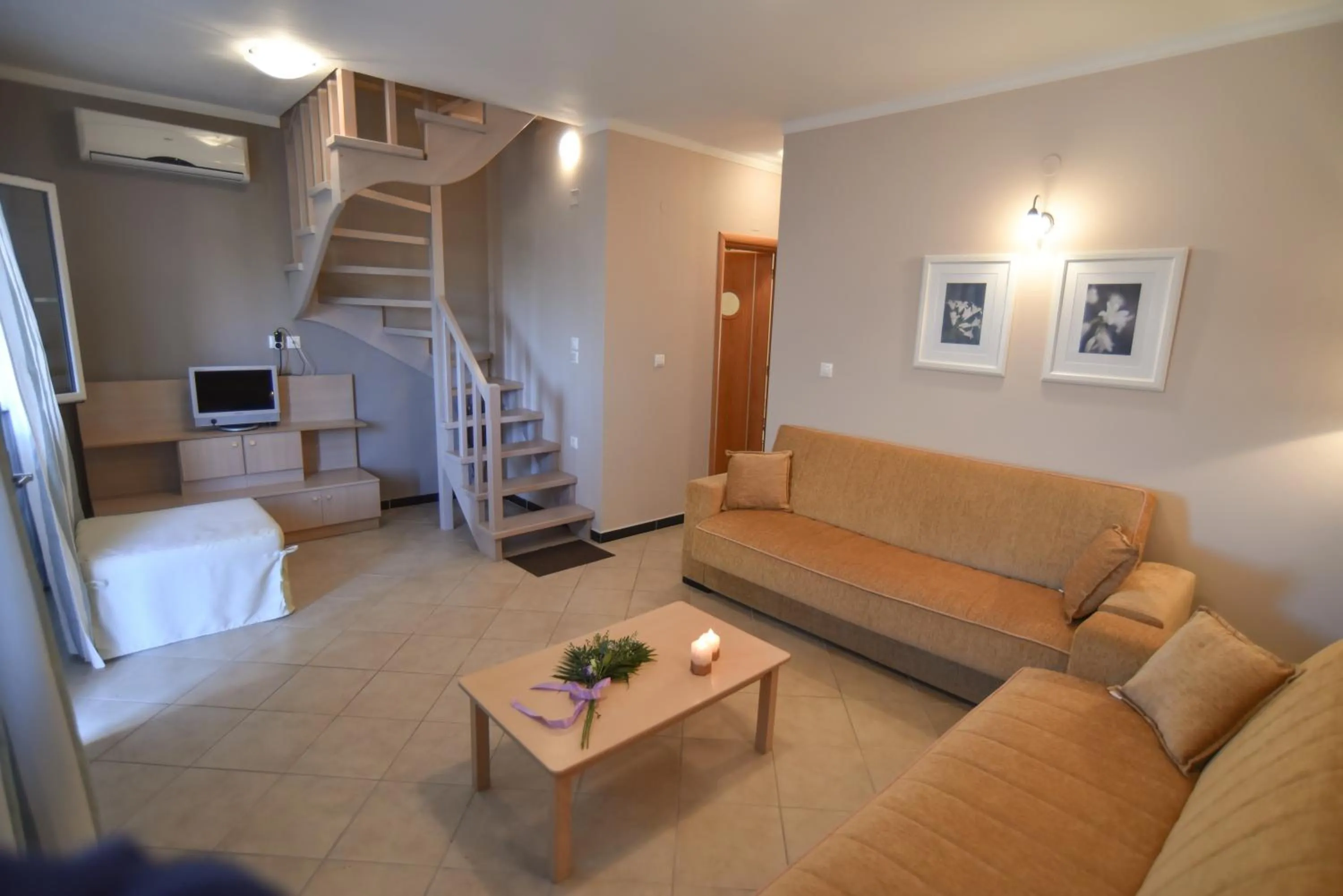 Living room in Villa Theodora