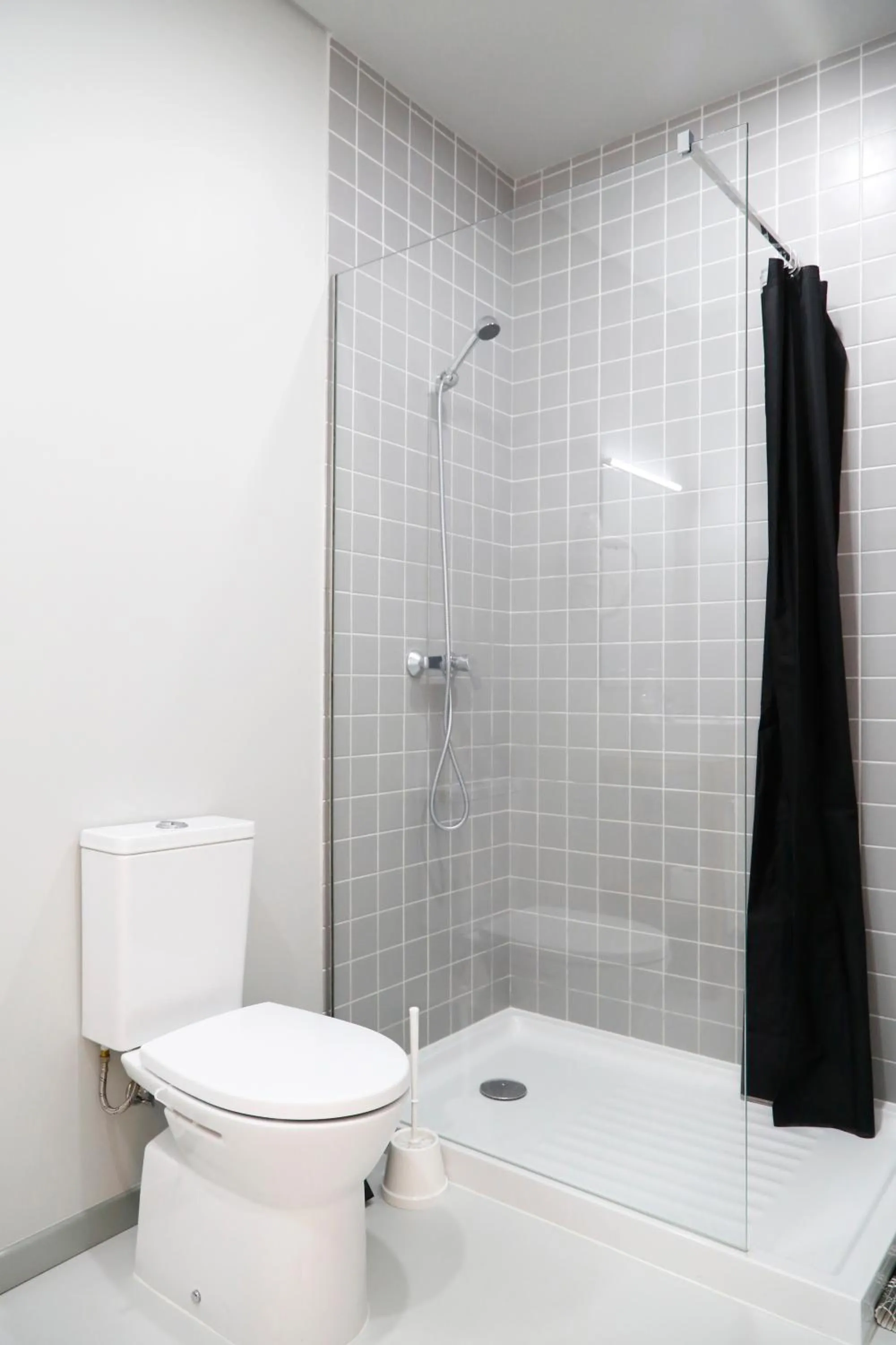 Bathroom in City's Hostel Ponta Delgada