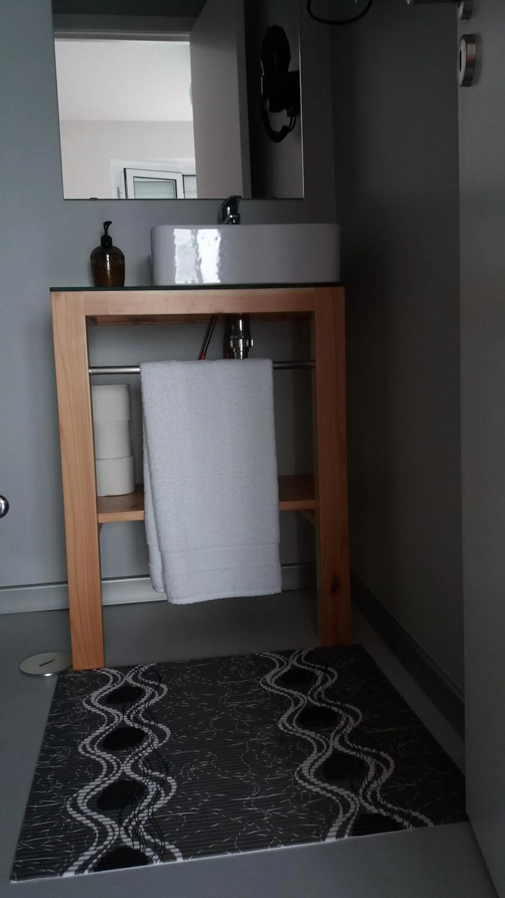 Bathroom in City's Hostel Ponta Delgada