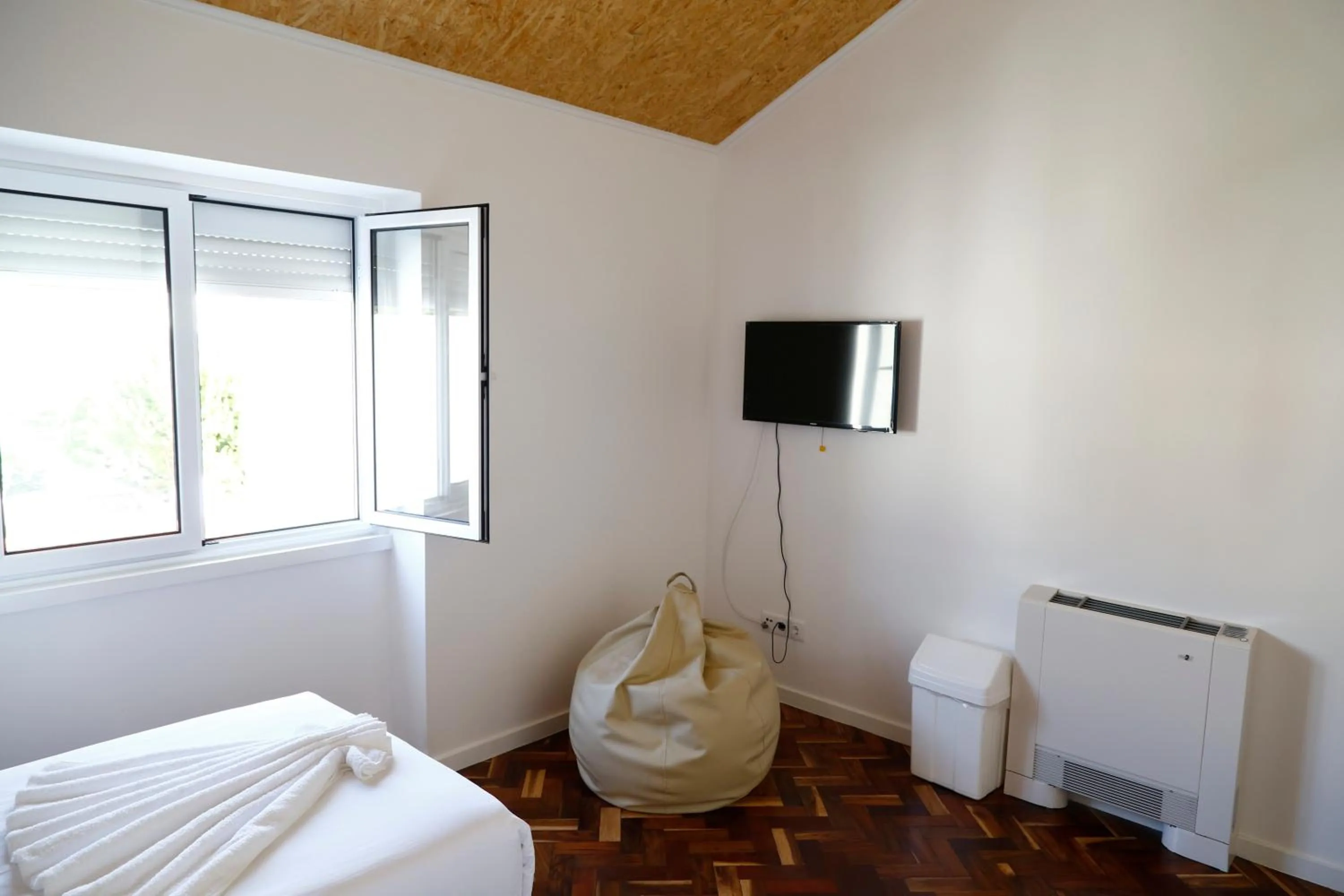 TV and multimedia, Bed in City's Hostel Ponta Delgada