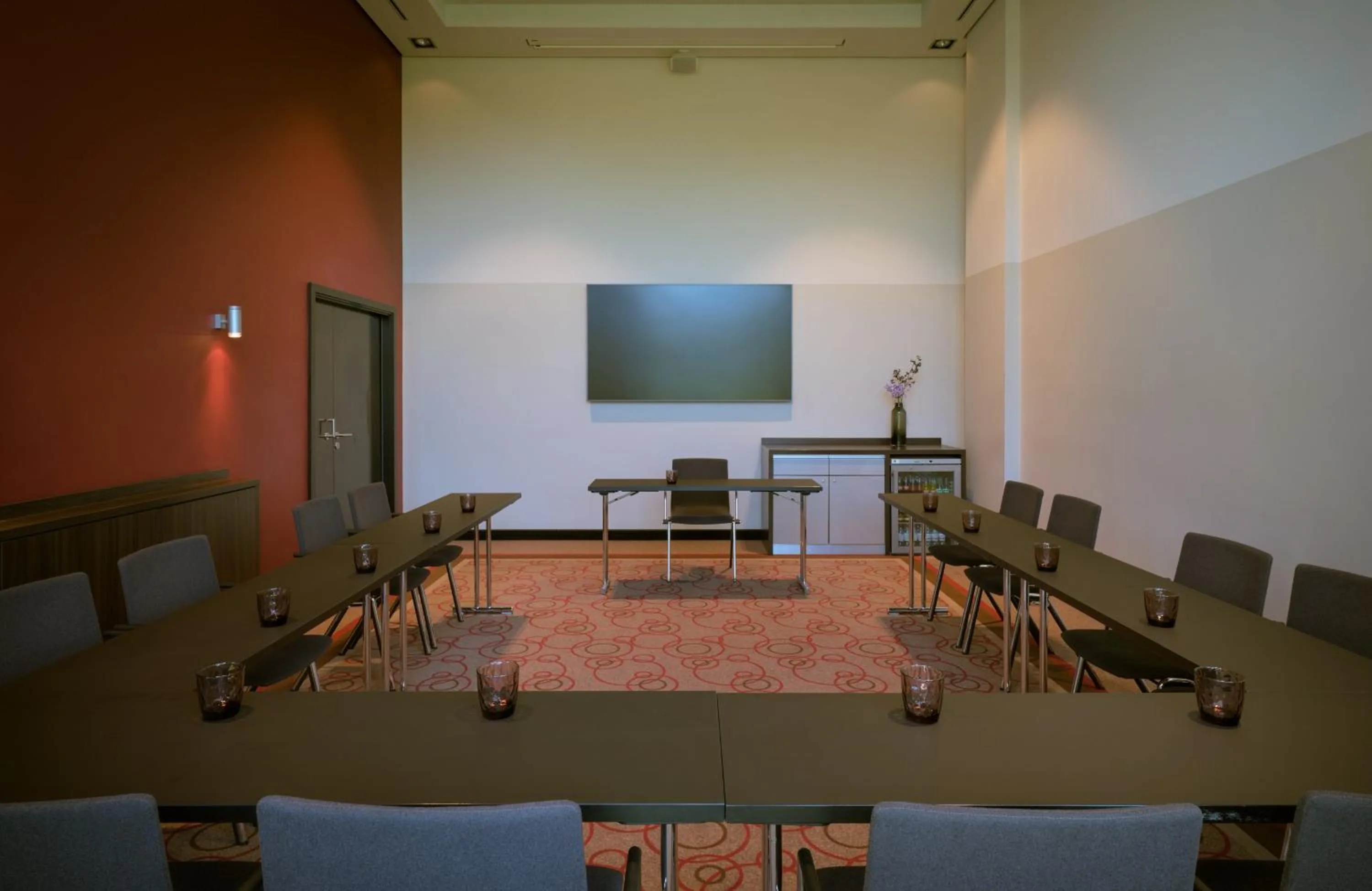 Meeting/conference room in Leonardo Royal Hotel Munich